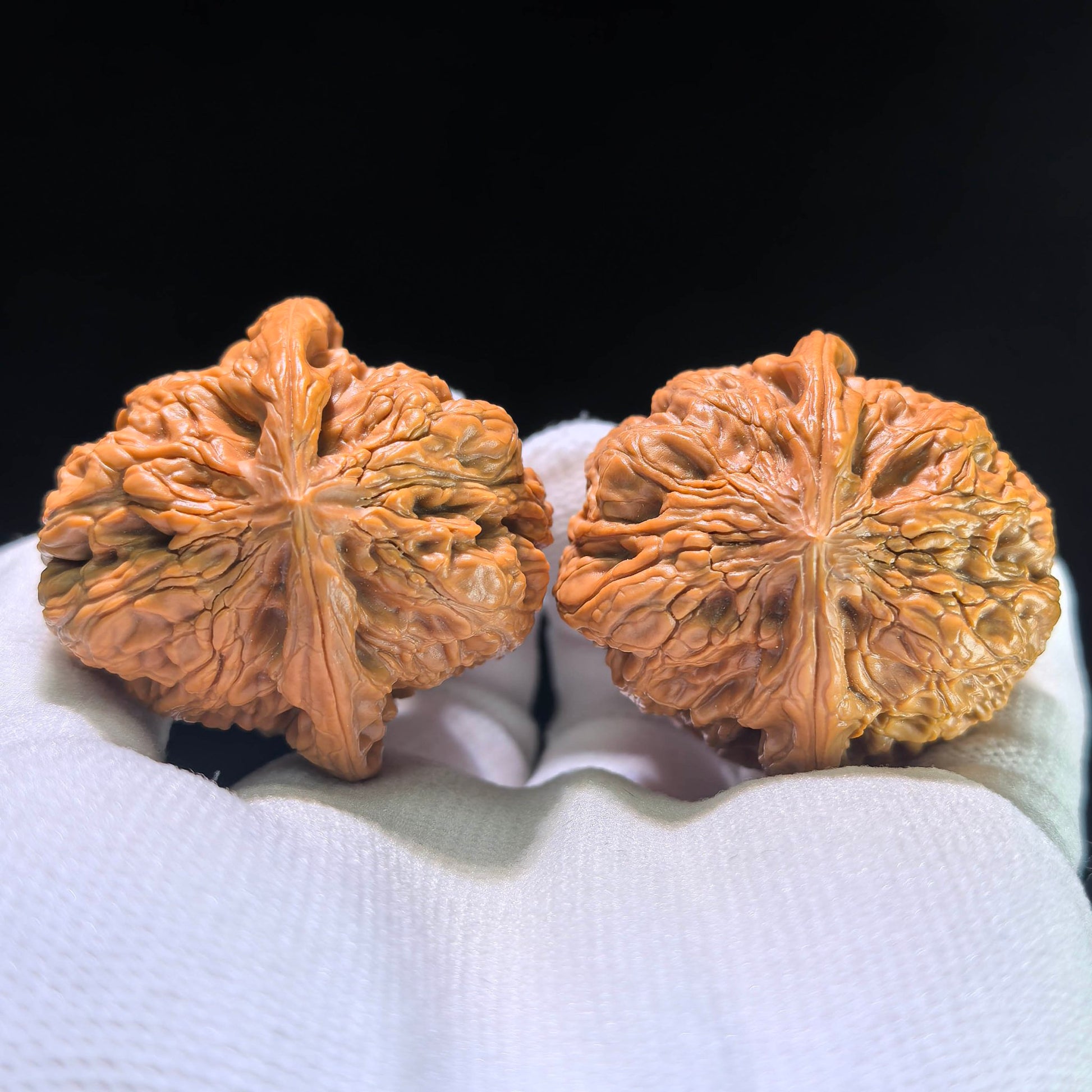 The "General's Shoulders" (Jiang Jun Bang) Balanced High-Stature Pair | 45.0mm x 45.0mm | HBJJB-901 - ThePatinaProject