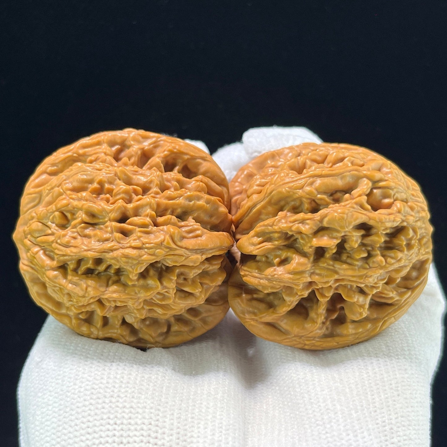 The "Golden Wheat Ear" Tiger Head (Mai Sui Hu Tou) Premium Collector's Pair | 44.0mm x 44.0mm | 1:1 Perfect Isometric Standard | MSHT-1002 - ThePatinaProject