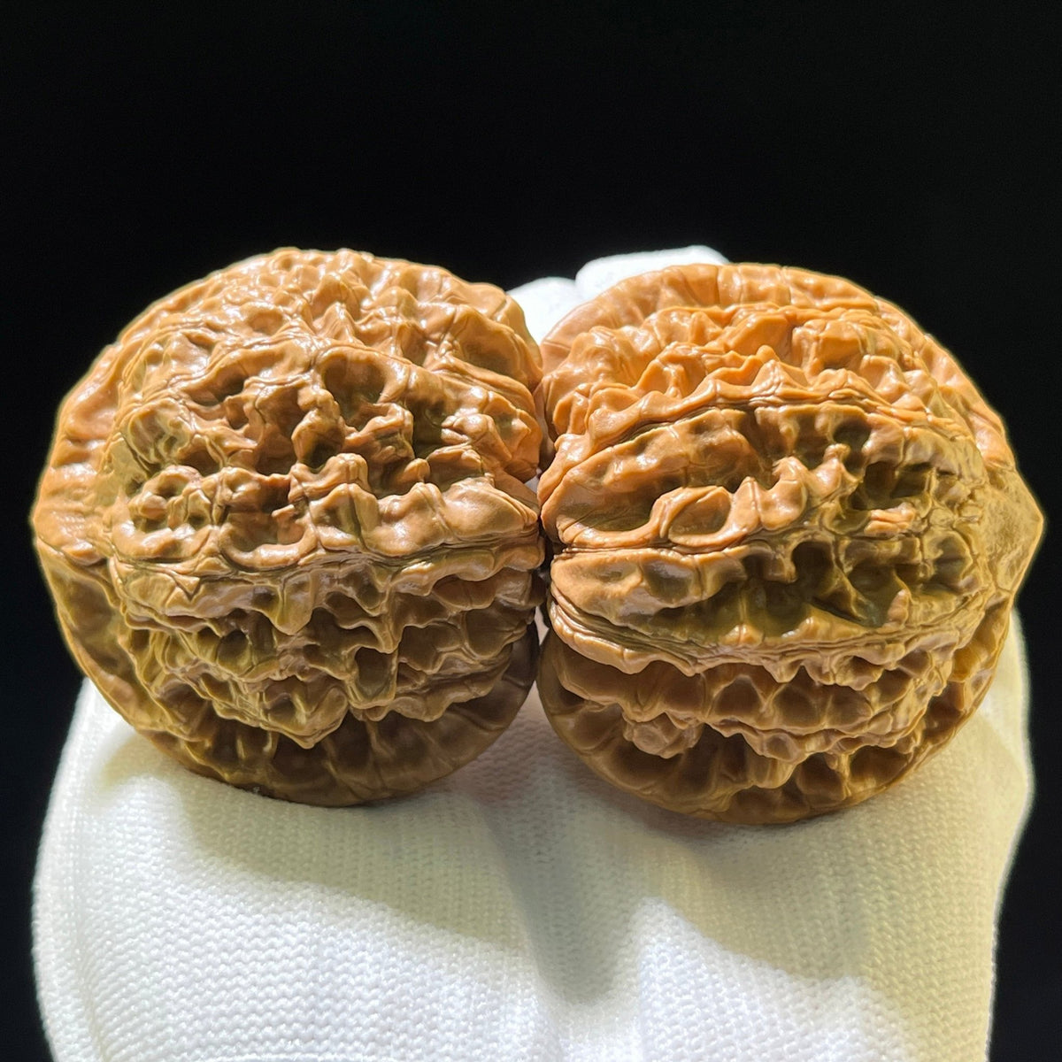 The "Grand Official's Hat" (Da Guan Mao) Colossal Behemoth | 51.0mm x 45.0mm | DGM-1201C - ThePatinaProject