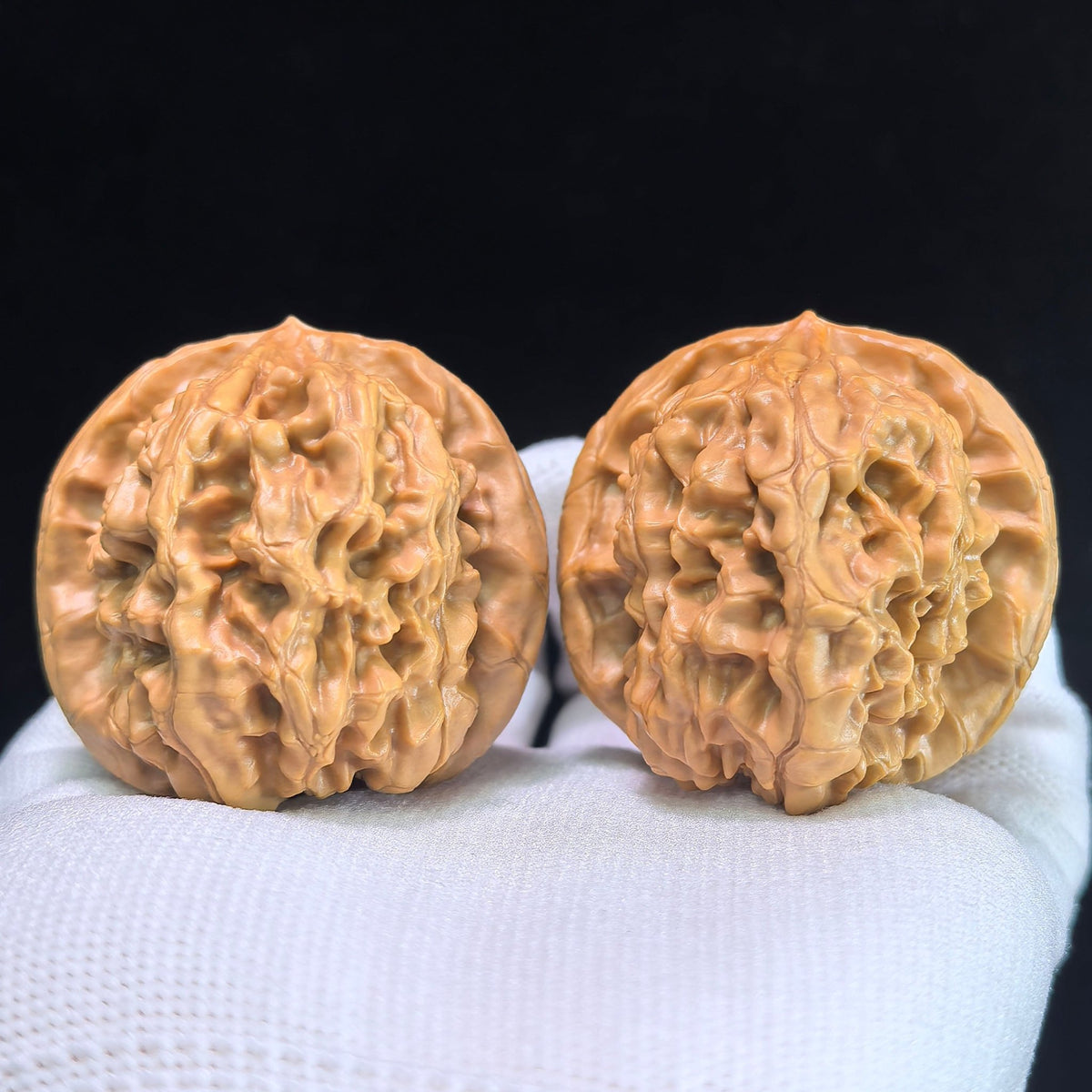 The "Happy Reunion" (He Huan) Ultra-Plump Pair | 43.0mm x 46.0mm | HH-704 - ThePatinaProject