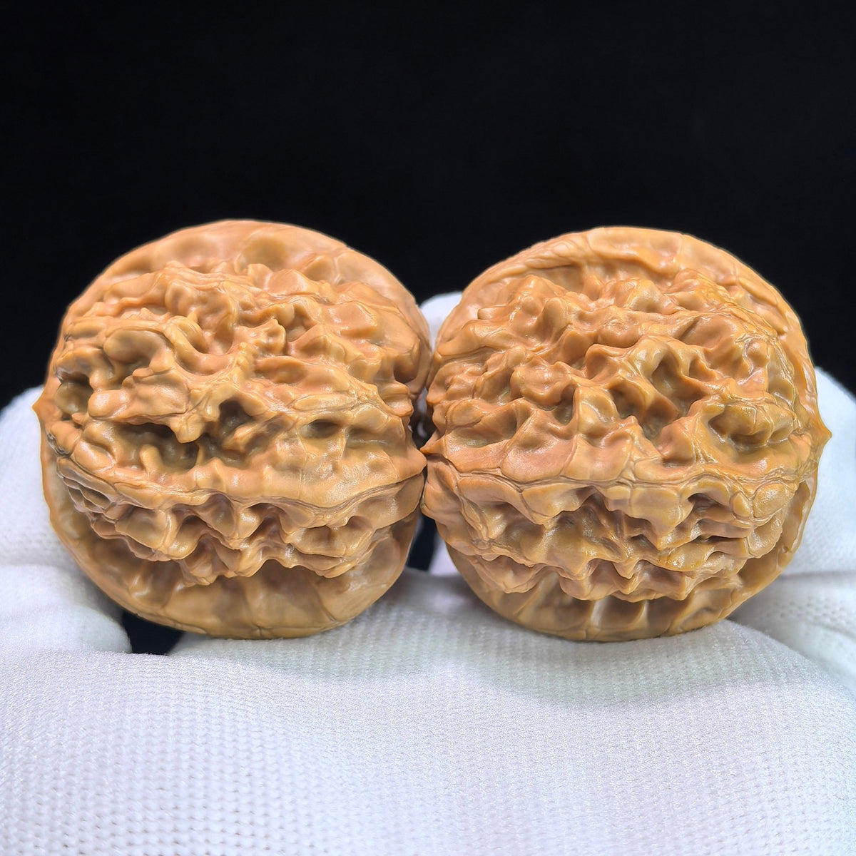 The "Happy Reunion" (He Huan) Ultra-Plump Pair | 43.0mm x 46.0mm | HH-704 - ThePatinaProject