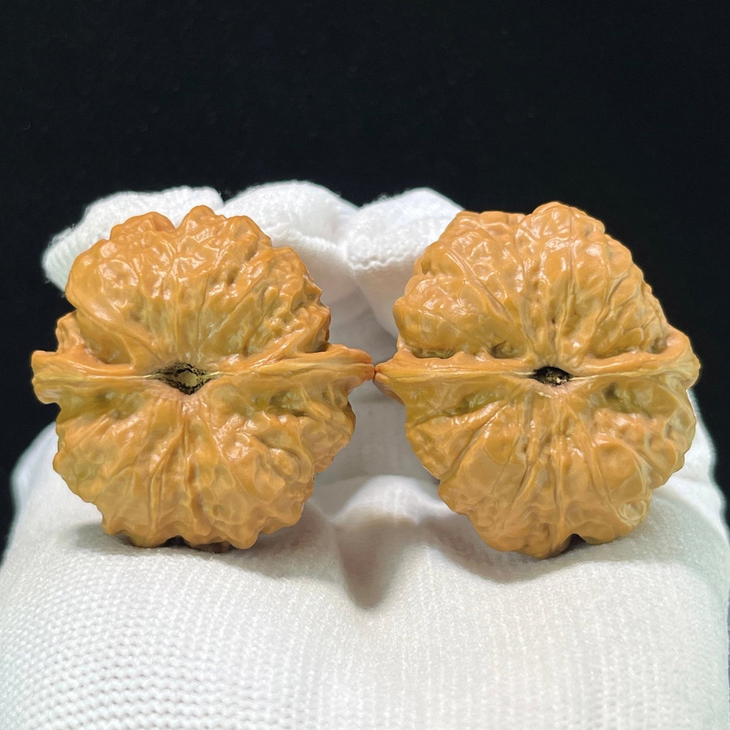 The "Horned Frog Three-Rib" (San Leng San Jiao Wa) Premium Heavy-Bone Deep-Belly Pair | 36.0mm x 38.0mm | W-1007 - ThePatinaProject