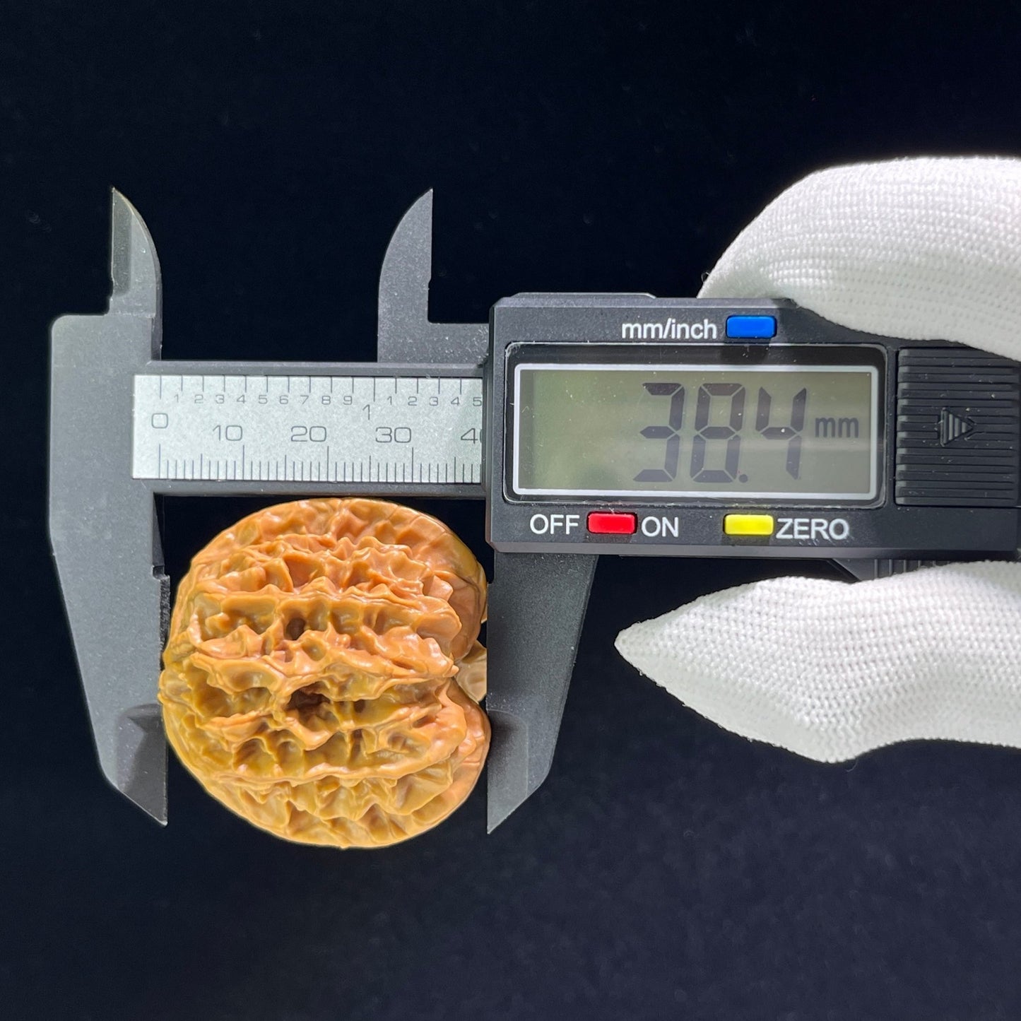 The "Hundred Longevity" Lion Head (Bai Shou Shi Zi Tou) Ergonomic Giant Pair | 41.0mm x 37.0mm | BSSZT-802 - ThePatinaProject