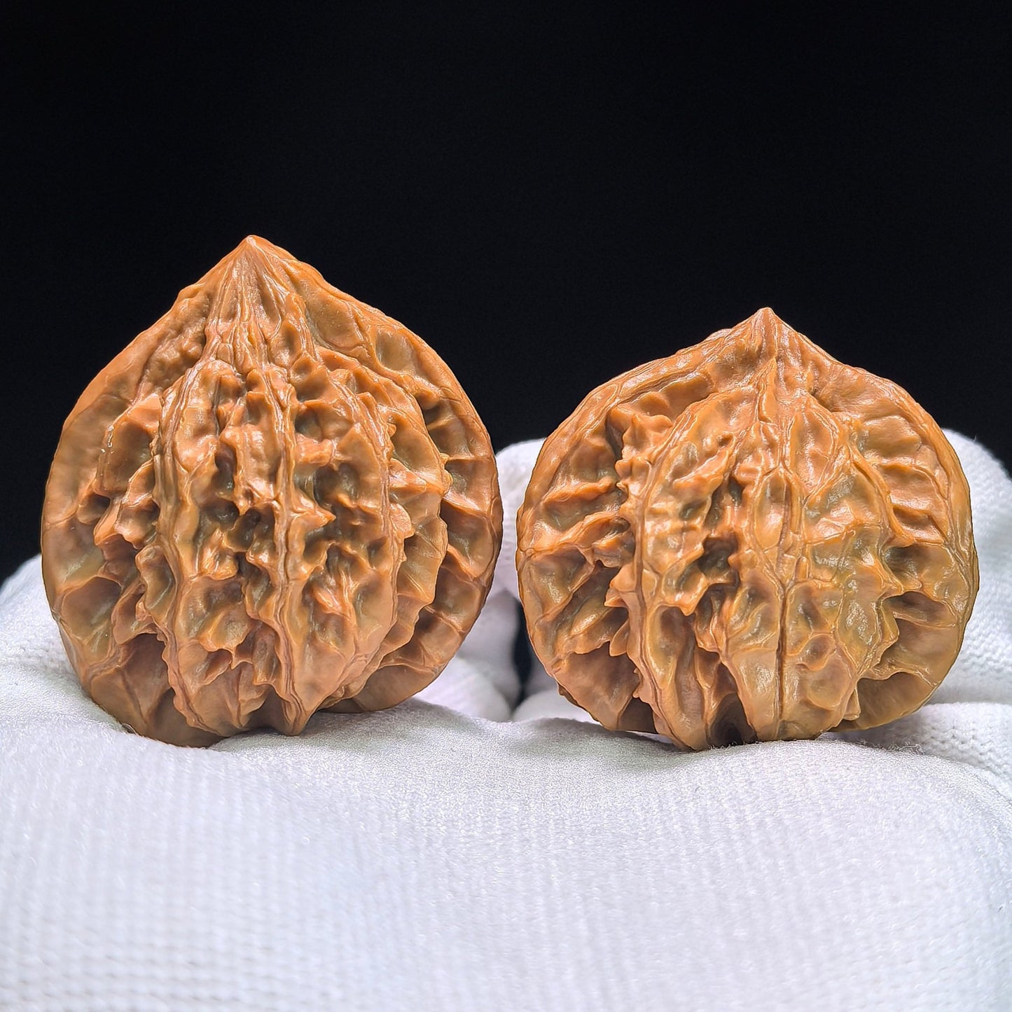 The Illustrious "Li Xuechao" Three-Ridge Human Character Masterpiece | 40.0mm x 38.0mm | LXCSN-1401E - ThePatinaProject