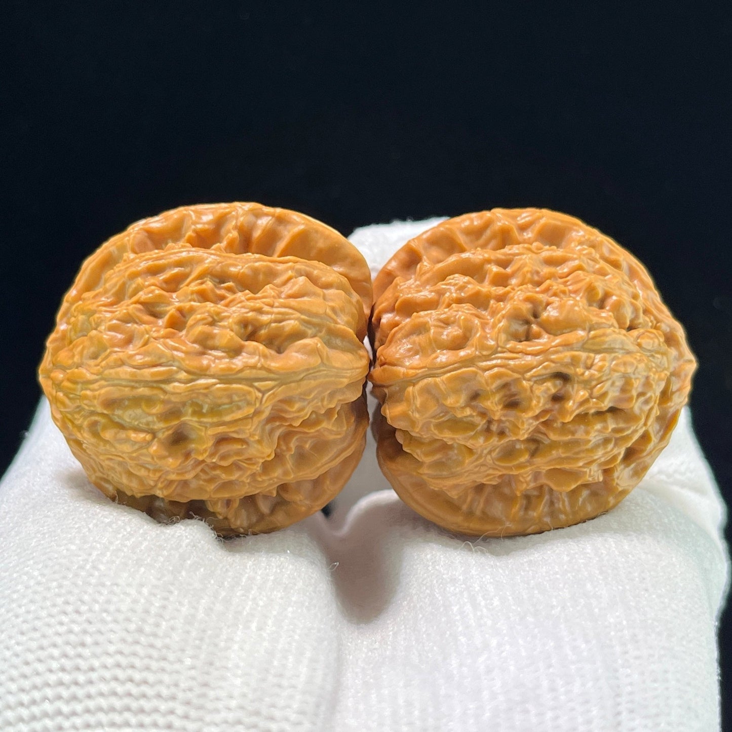 The "Imperial Alabaster" (Bai Shi Zi) Premium Miniature Scholar Walnuts | 35.0mm x 35.0mm | 1:1 Perfect Isometric Match | BSZ-1003 - ThePatinaProject