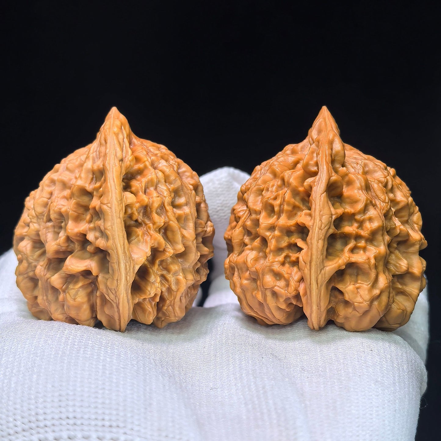 The "Imperial Kylin Pattern" (Qilin Wen) Premium Concave Peach-Heart Pair | 50.0mm x 43.0mm | QLW-1303C - ThePatinaProject