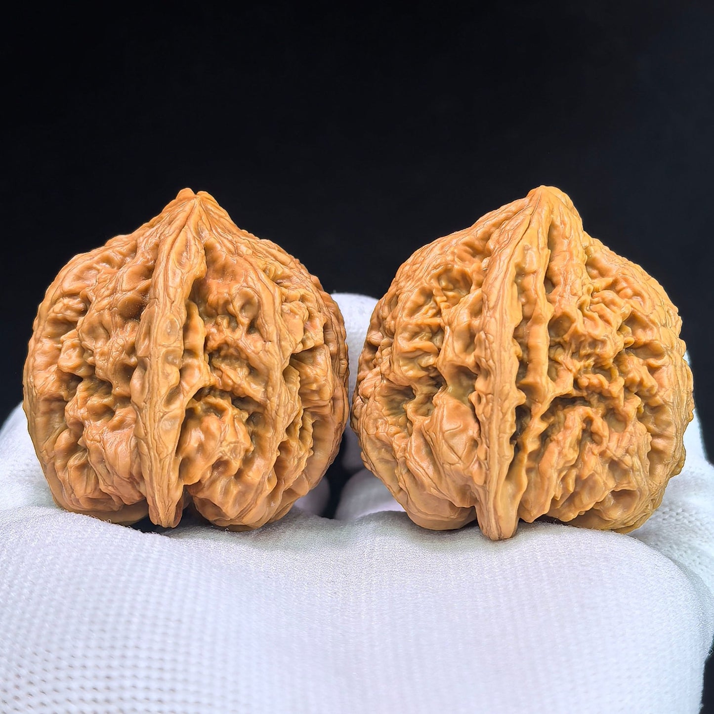 The "Large Thick Ridge" (Da Cu Jin) Pair | 40.0mm x 41.0mm | CJ-402 - ThePatinaProject