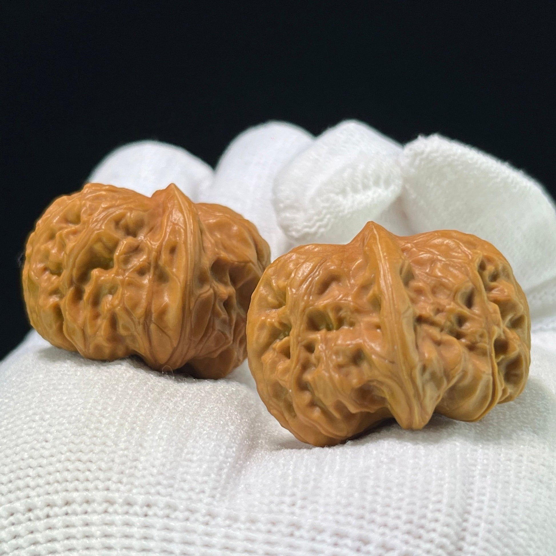 The "Mentougou Ingot" (Mentougou Yuan Bao) Miniature Finger-Twirling Pair | 27.0mm x 33.0mm | MTGYB-1001 - ThePatinaProject