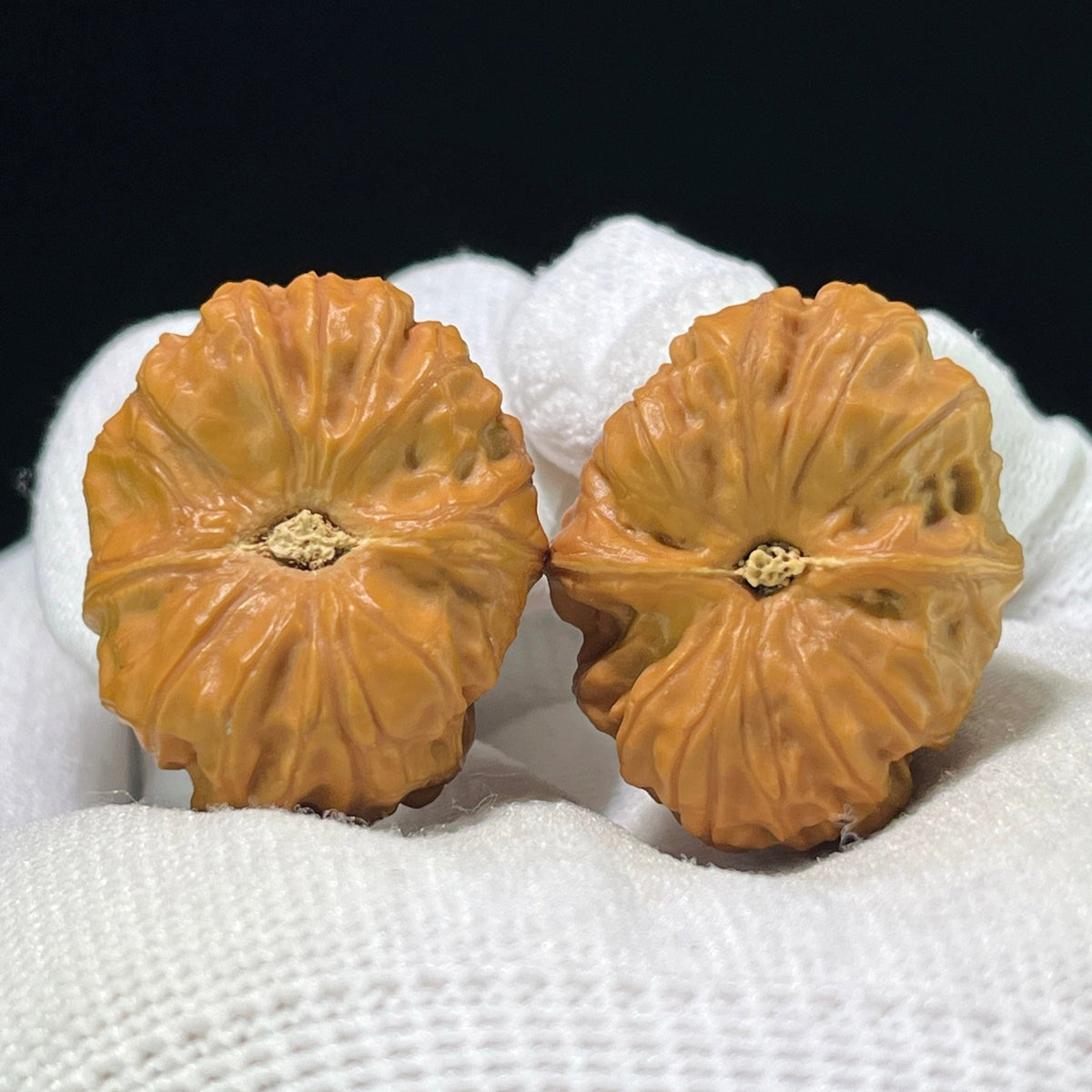 The "Mentougou Ingot" (Mentougou Yuan Bao) Miniature Finger-Twirling Pair | 27.0mm x 33.0mm | MTGYB-1001 - ThePatinaProject