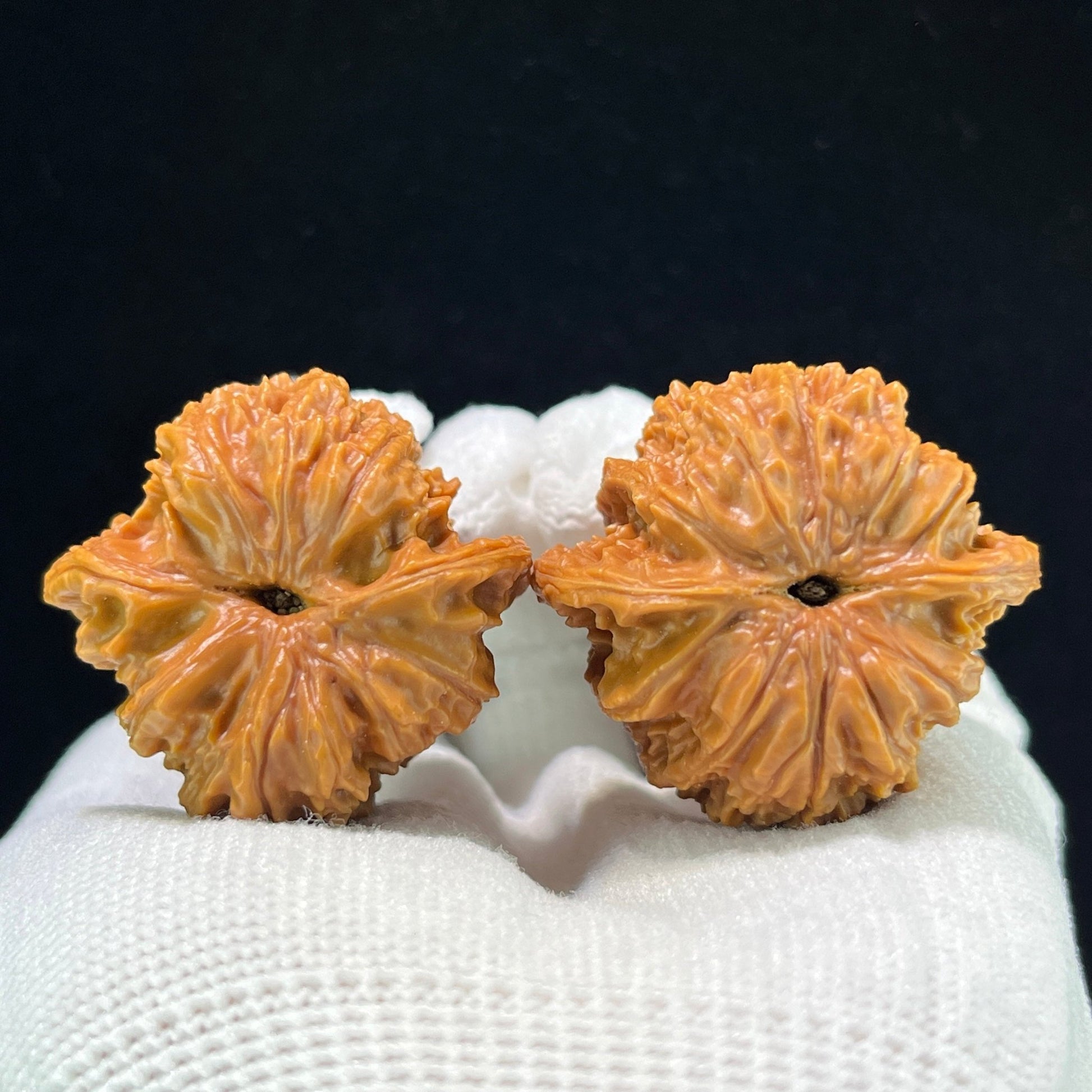 The "Meteor Shower" (Liu Xing Yu) Premium Hand-Twirling Pair | 36.0mm x 35.0mm | Compact Pocket Format | LXY-1001 - ThePatinaProject