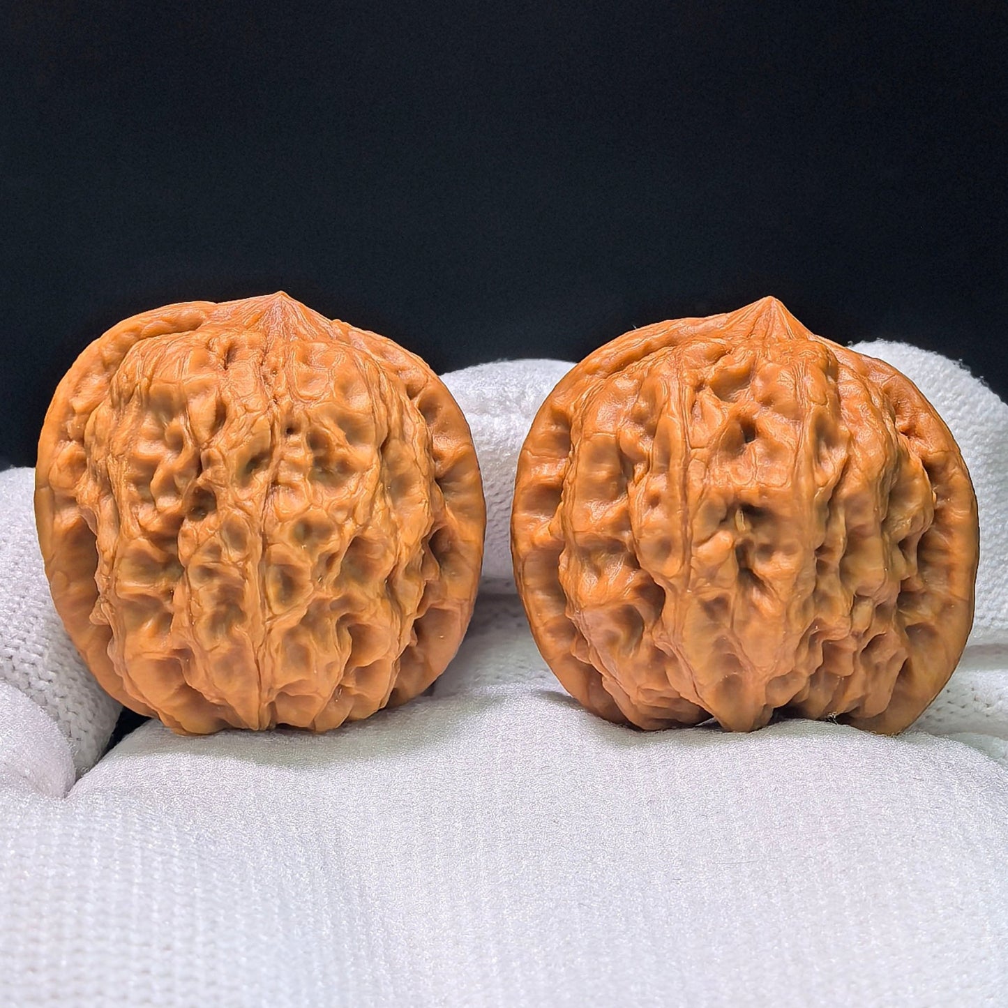 The Miniature "Rain Flower Stone" Three-Ridge Yuhashan Masterpiece | 33.0mm x 33.0mm | YHSSN-1402E - ThePatinaProject
