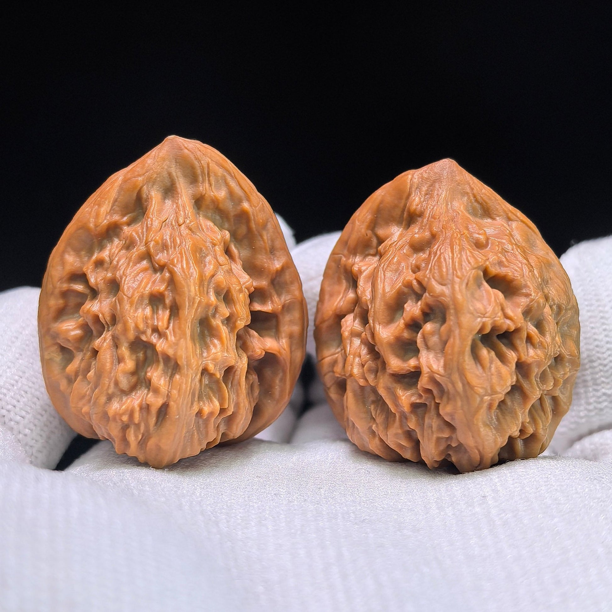 The Miniature "Sitting Buddha" Hongshizi Masterpiece | 30.0mm x 33.0mm | HSZZF-1401E - ThePatinaProject