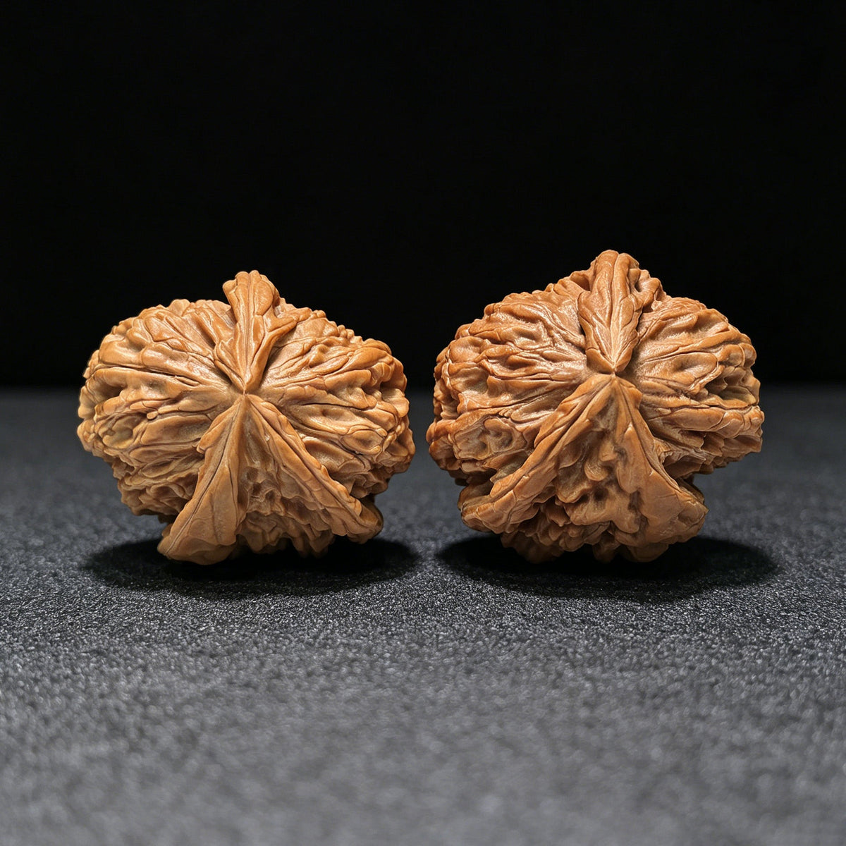 The Mythical Three-Ridge "Human Character" White Lion Masterpiece | 39.0mm x 42.0mm | BSZSN-1403E - ThePatinaProject