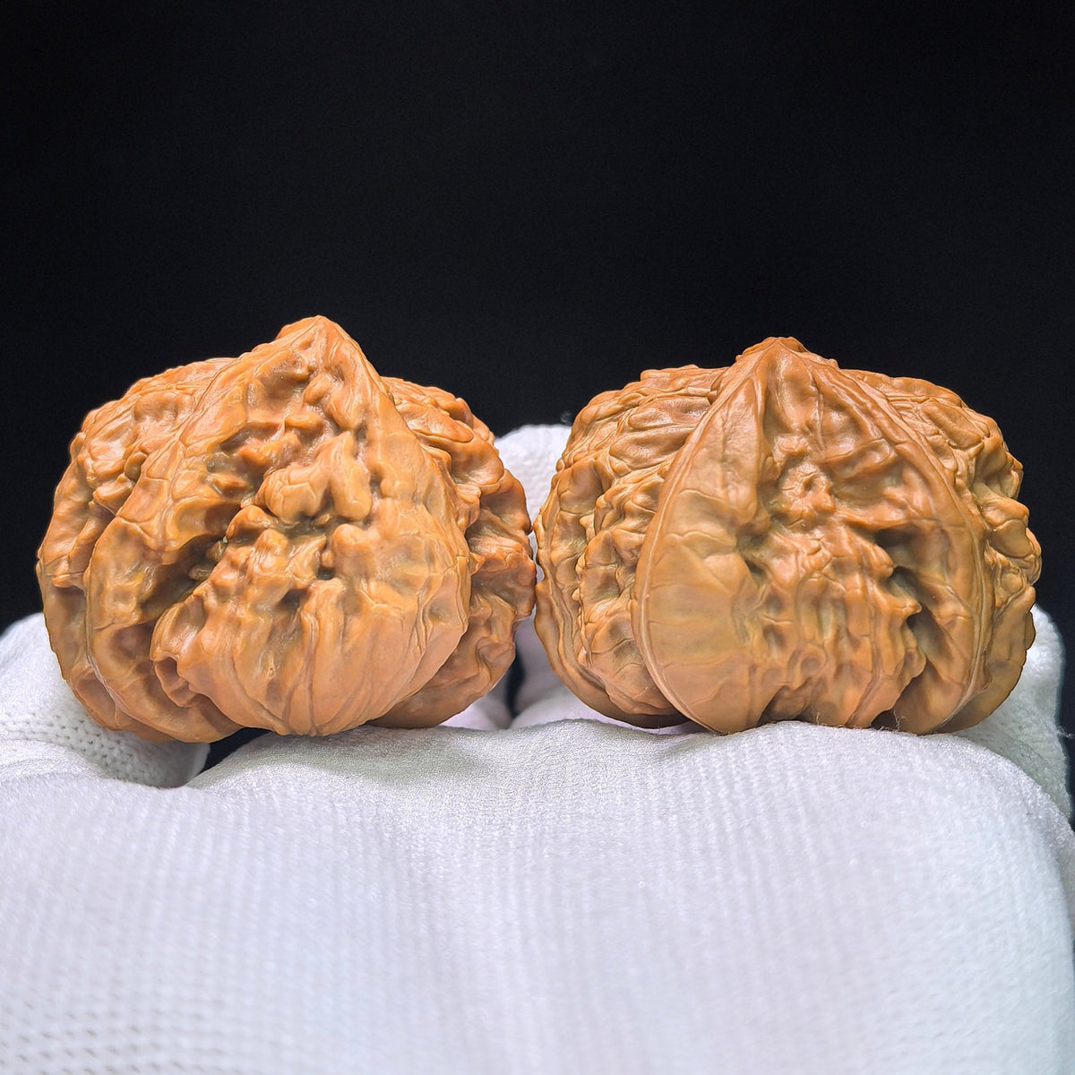 The Mythical Three-Ridge "Human Character" White Lion Masterpiece | 39.0mm x 42.0mm | BSZSN-1403E - ThePatinaProject
