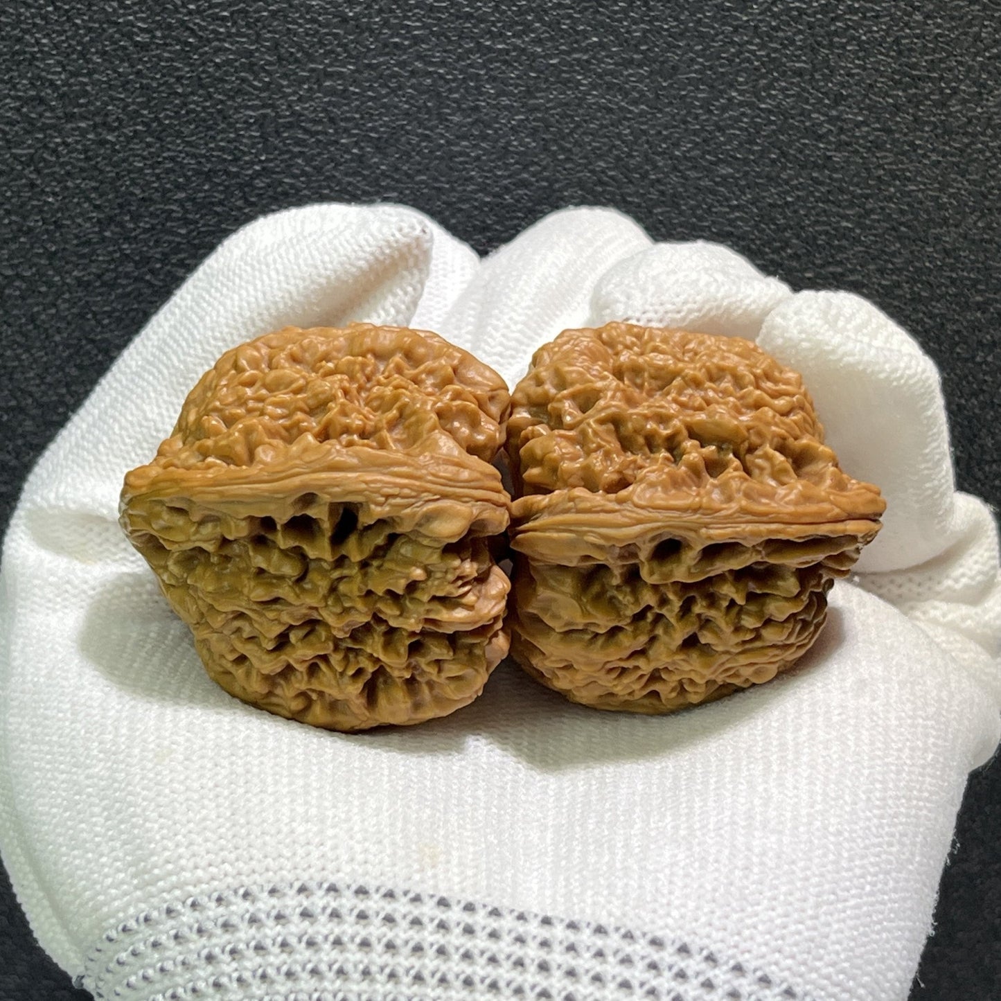 The "Nan Jiang Shi" Pair | 40.0mm x 38.0mm | NJS-408 - ThePatinaProject