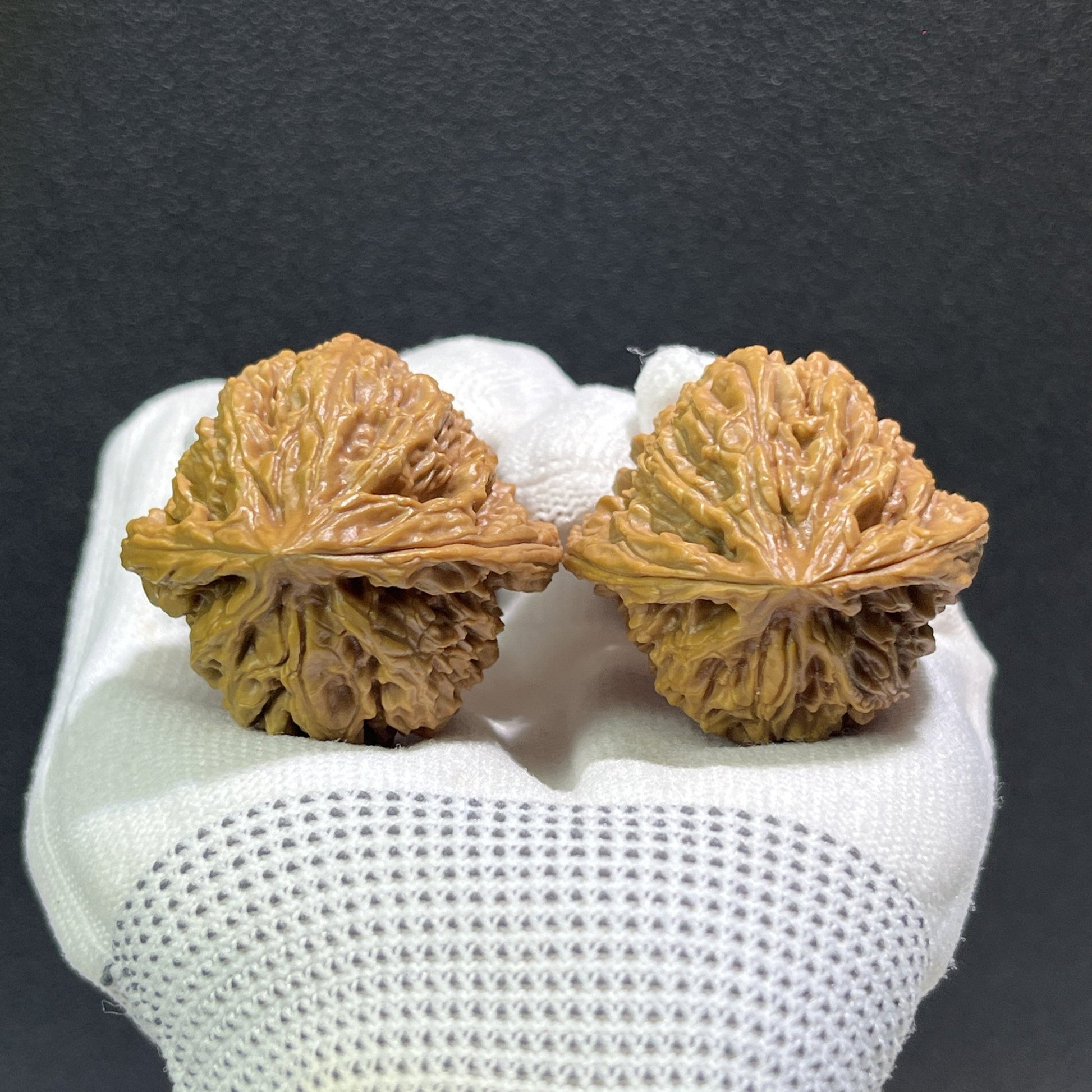 The "Nan Jiang Shi" Pair | 41.0mm x 39.0mm | NJS-405 - ThePatinaProject