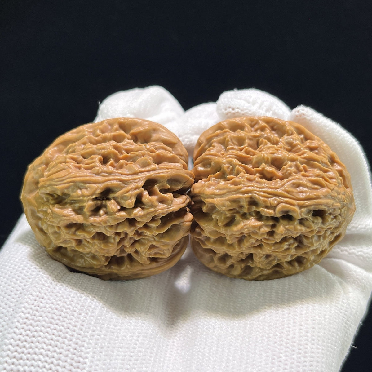 The "Nanjiang Stone" (Nan Jiang Shi) Flawless Balanced Pair | 38.0mm x 38.0mm | NJS-905 - ThePatinaProject