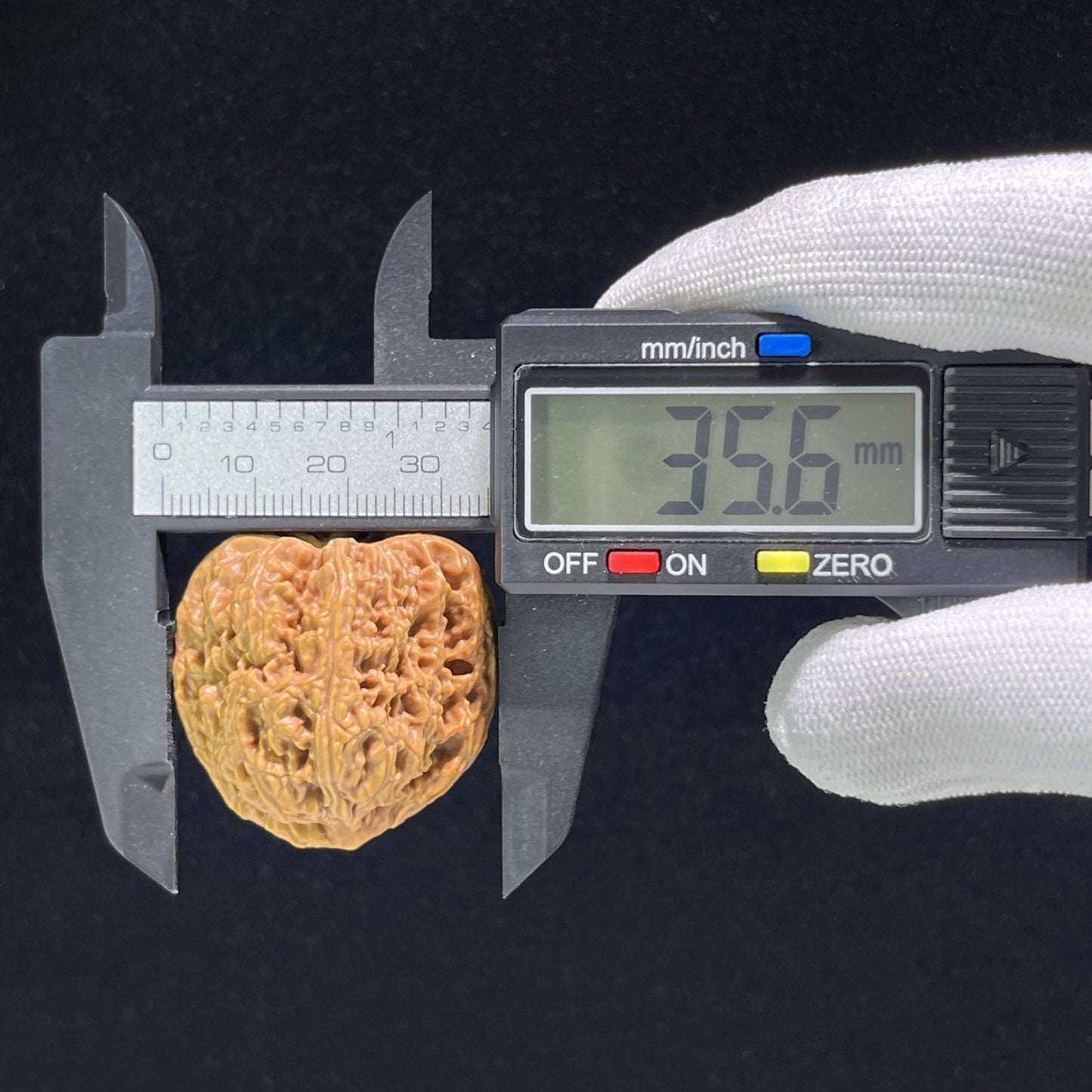 The "Nanjiang Stone" (Nan Jiang Shi) Full-Bellied EDC Pair | 35.0mm x 36.0mm | NJS-902 - ThePatinaProject