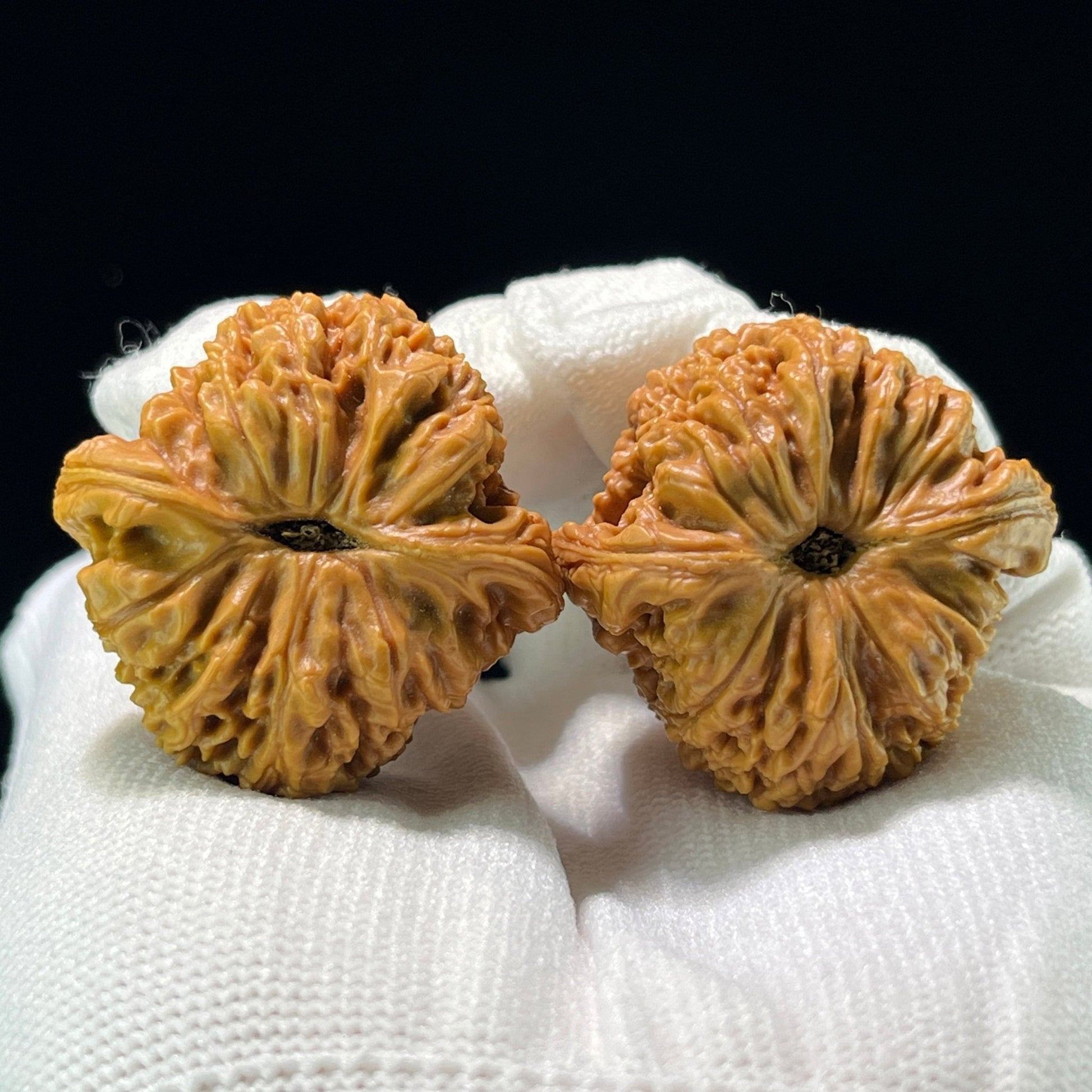 The "Nanjiangshi" (NJS) Compact Hand-Roller Pair | 36.0mm x 36.0mm | NJS-810 - ThePatinaProject