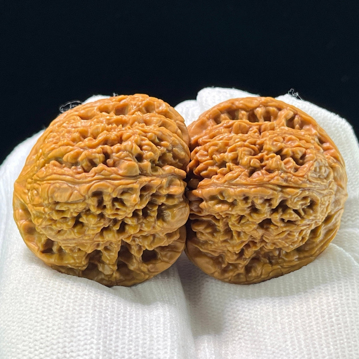 The "Nanjiangshi" (NJS) Traditional Balanced Round Pair | 41.0mm x 41.0mm | NJS-811 - ThePatinaProject