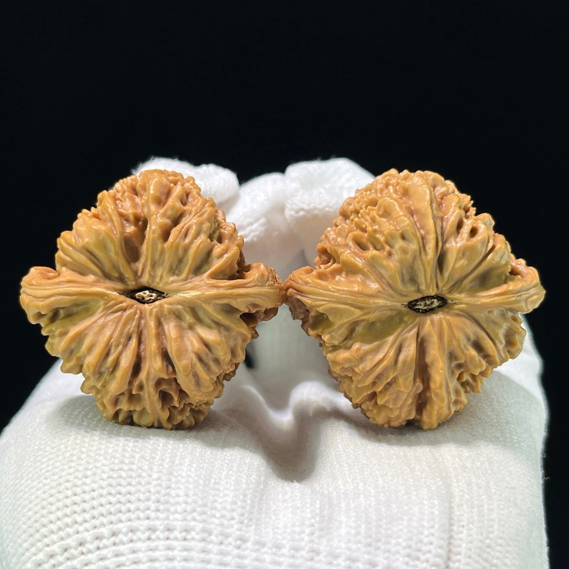 The "Nanjiangshi" (NJS) Traditional Balanced Round Pair | 42.0mm x 42.0mm | NJS-907 - ThePatinaProject