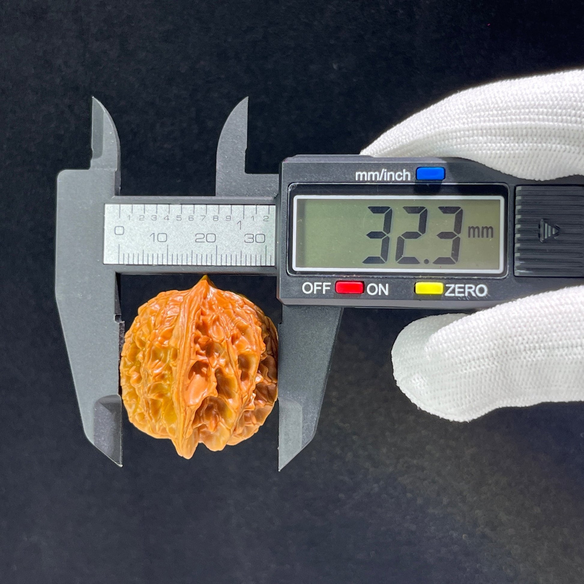 The "Nuwa Stone" (Nu Wa Shi) Pair | 36.0mm x 33.0mm | NWS-701 - ThePatinaProject