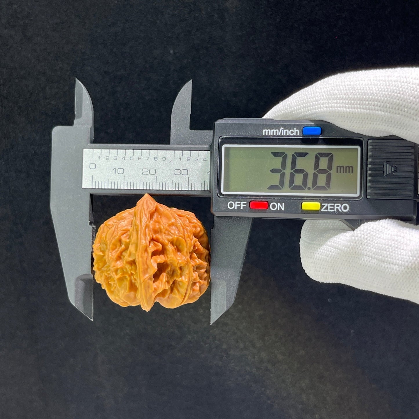 The "Nuwa Stone" (Nu Wa Shi) Pair | 37.0mm x 36.0mm | NWS-702 - ThePatinaProject