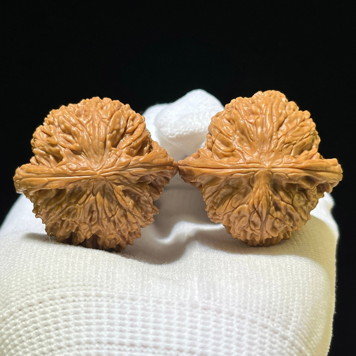The "Orthodox Millstone" (Zheng Mo Pan) Premium Miniature Finger-Twirling Pair | 37.0mm x 36.0mm | MP-1104 - ThePatinaProject
