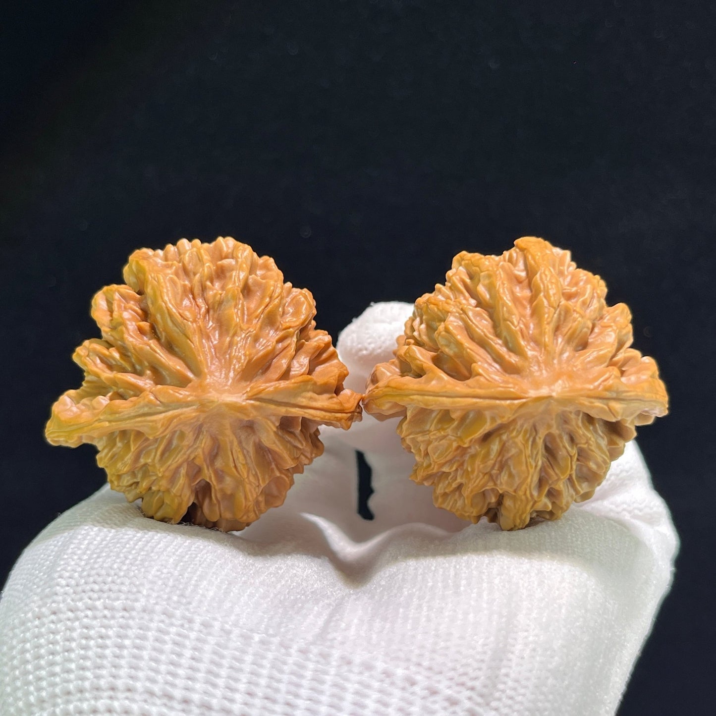 The "Palace Lantern" (Gong Deng) Pair | 42.0mm x 40.0mm | GD-901 - ThePatinaProject