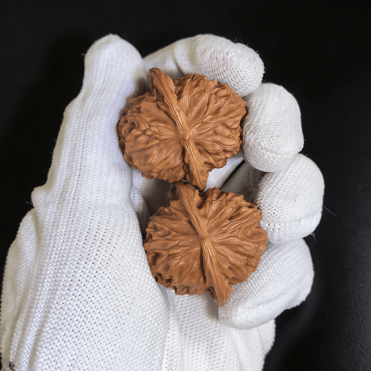 The "Porcelain Doll" (Chengde Official Seal) – Rare Micro-Grain Texture |35mm Collector’s Pair - ThePatinaProject