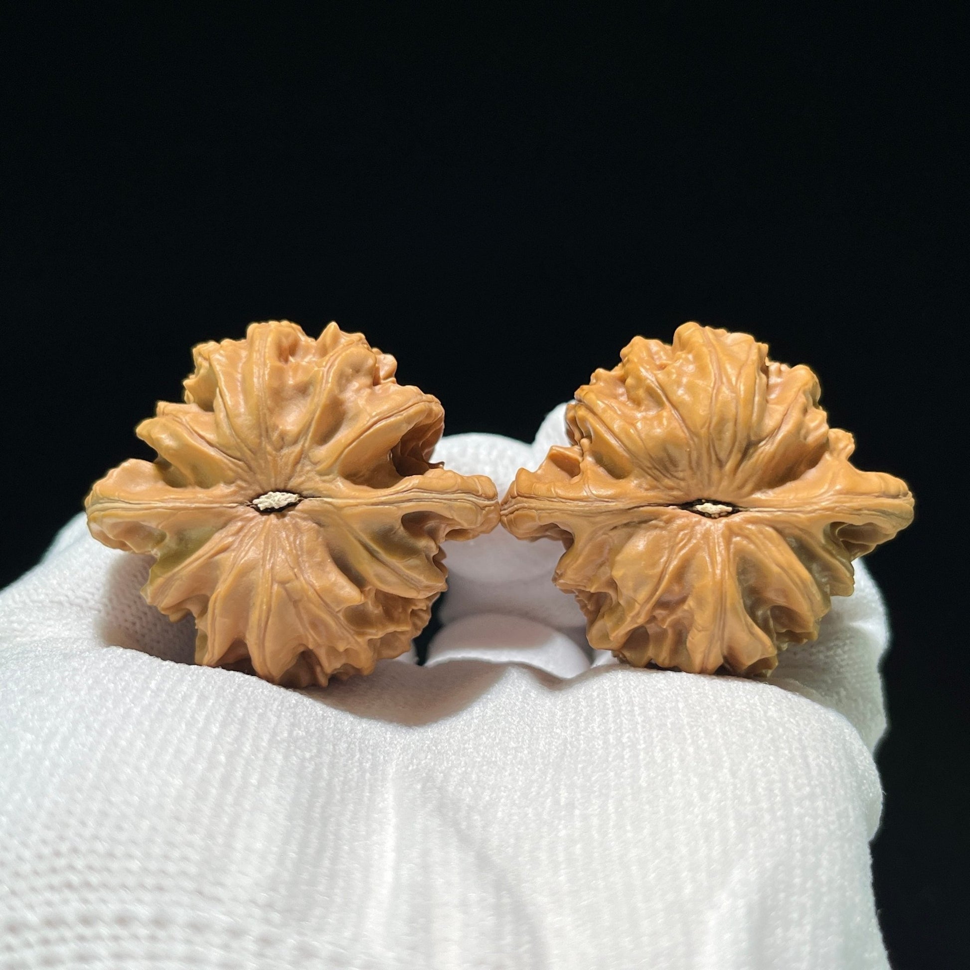 The Premier Xia Yun Ling "Peach Heart" (Tao Xin) Pair | Boutique Grade | 42.0mm x 38.0mm | XYL-807 - ThePatinaProject