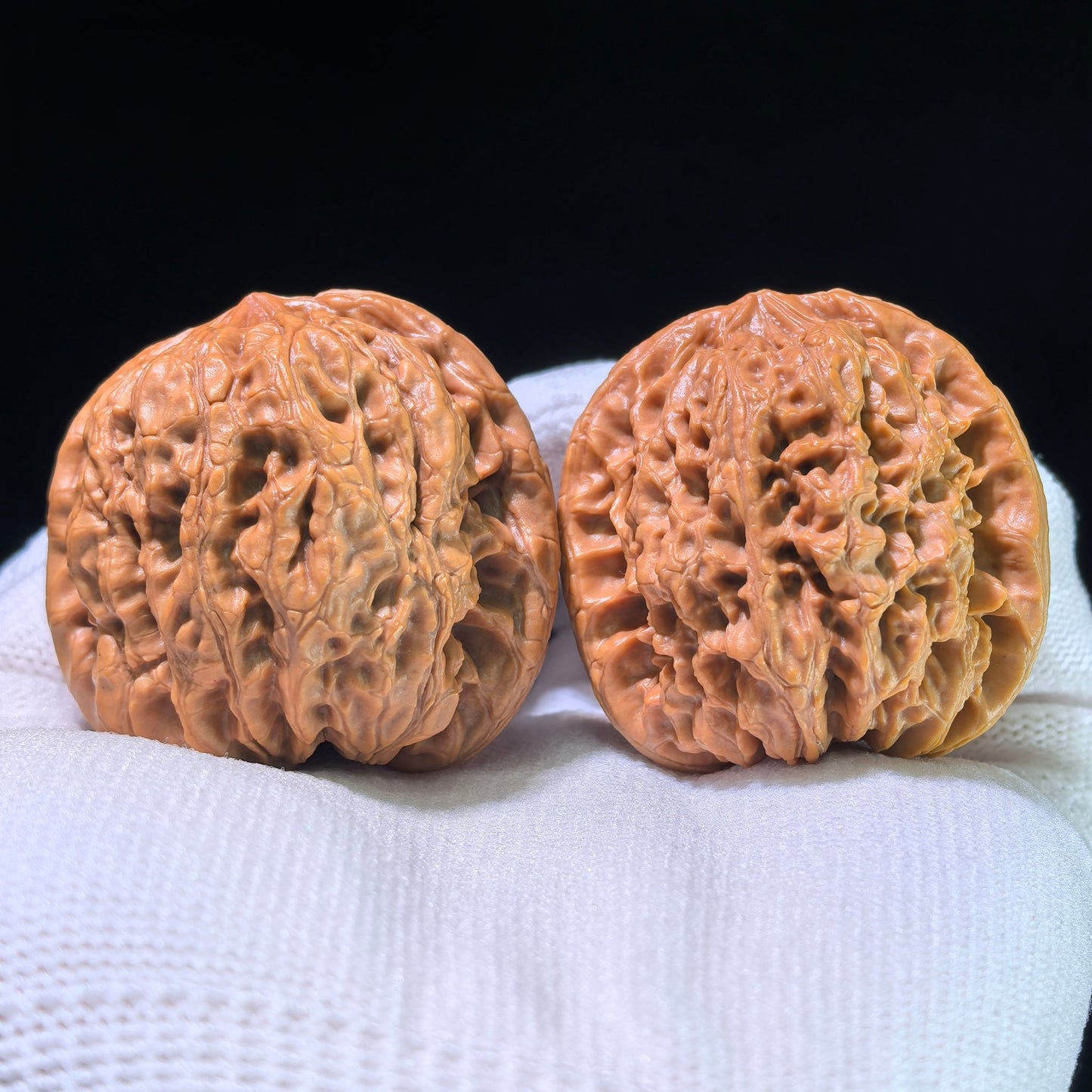 The "Rain Flower Pebble" (Yu Hua Shi) Balanced Round Pair | 41.0mm x 41.0mm | YHS-901 - ThePatinaProject