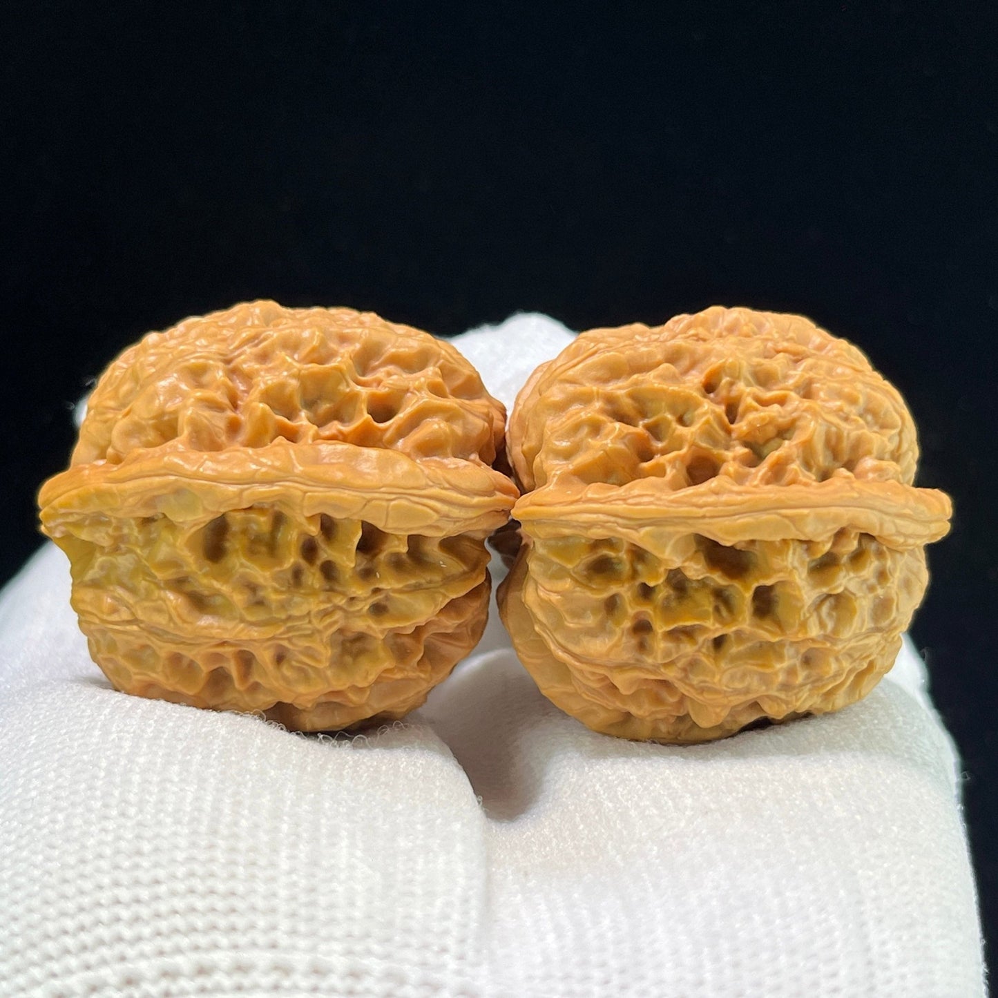 The "Rainflower Pebble" (Yu Hua Shi) Premium Balanced Pair | 37.0mm x 34.0mm | Compact Pocket Format | YHS-1001 - ThePatinaProject