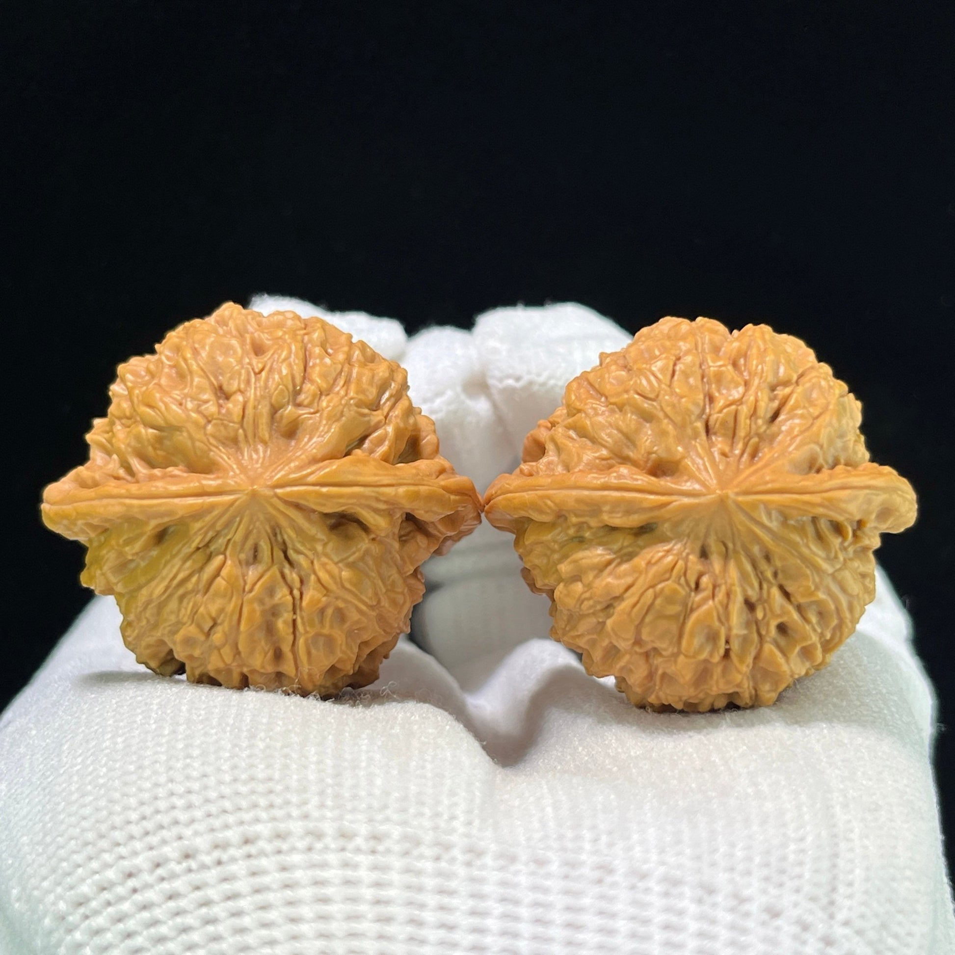The "Rainflower Pebble" (Yu Hua Shi) Premium Balanced Pair | 37.0mm x 34.0mm | Compact Pocket Format | YHS-1001 - ThePatinaProject