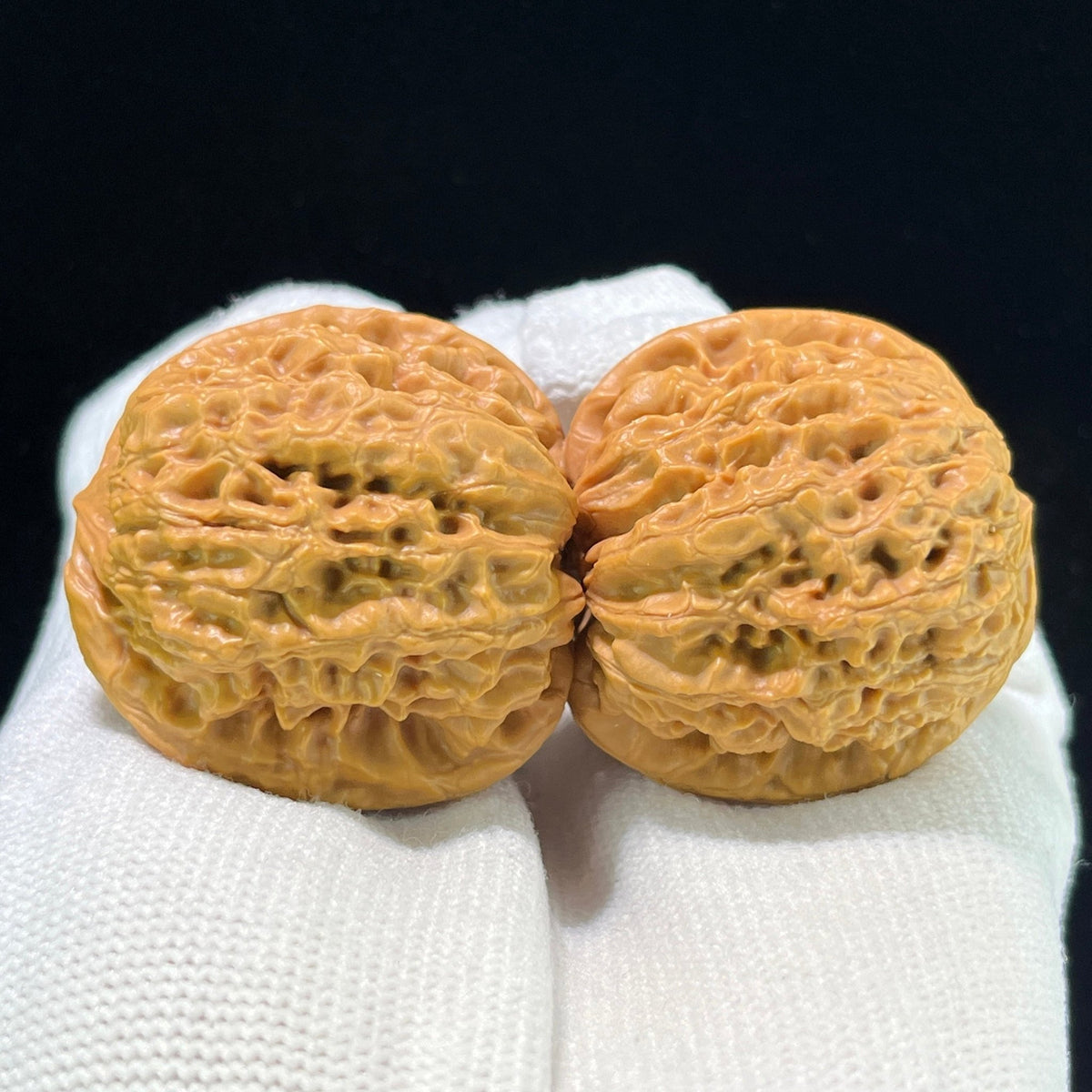 The "Rainflower Pebble" (Yu Hua Shi) Premium Balanced Pair | 37.0mm x 34.0mm | Compact Pocket Format | YHS-1001 - ThePatinaProject