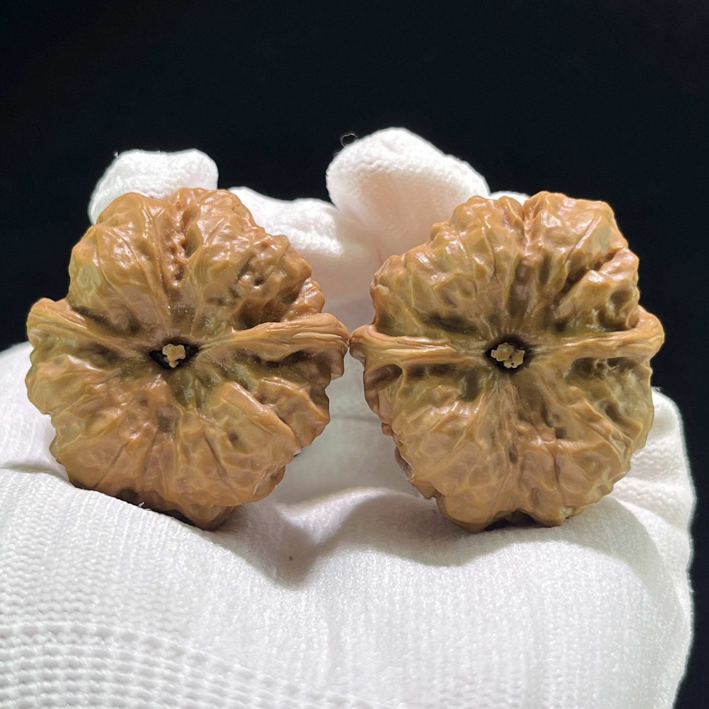 The Rare "Triangle Frog" (San Jiao Wa) Deep-Bellied Pair | 36.0mm x 39.0mm | W-801 - ThePatinaProject