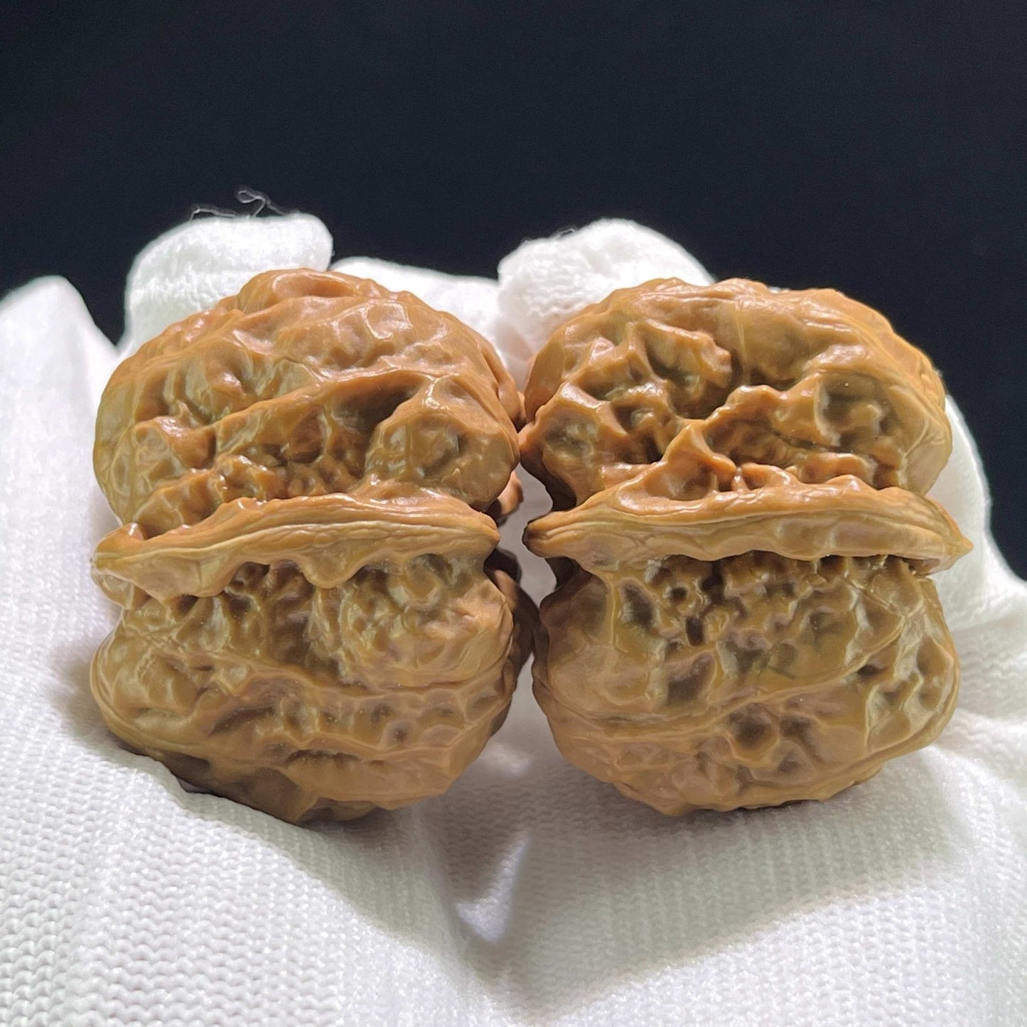 The Rare "Triangle Frog" (San Jiao Wa) Deep-Bellied Pair | 36.0mm x 39.0mm | W-801 - ThePatinaProject