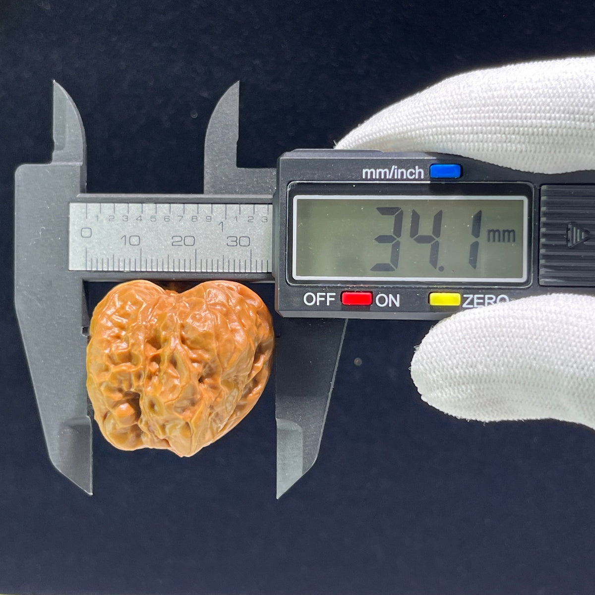 The Rare Triangle "Frog" (San Jiao Wa) Pair | Boutique Grade | 34.0mm x 30.0mm | W-802 - ThePatinaProject