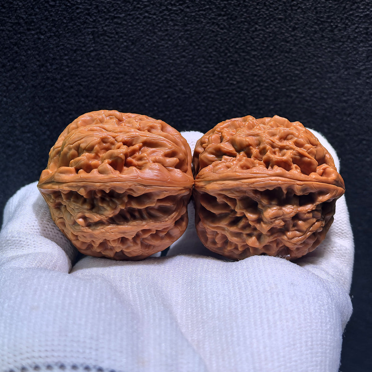 The "Red Koi" (Hong Jin Li) Pair | Boutique Grade | 40.0mm x 40.0mm x 41.0mm | HJL-401C - ThePatinaProject