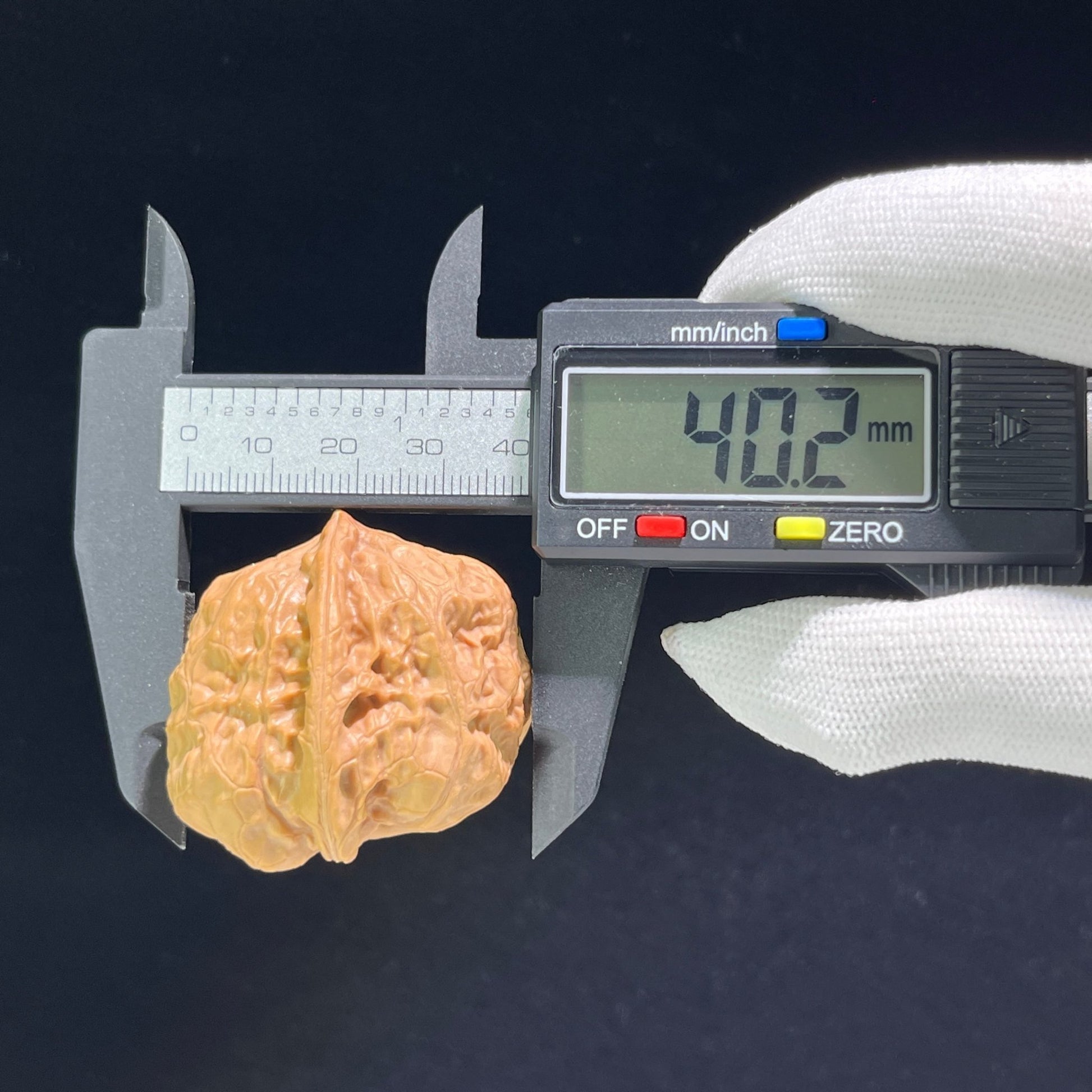 The "Red Official Seal" (Hong Fang Yin) Deep-Bellied Pair | 38.0mm x 41.0mm | HFY-802 - ThePatinaProject
