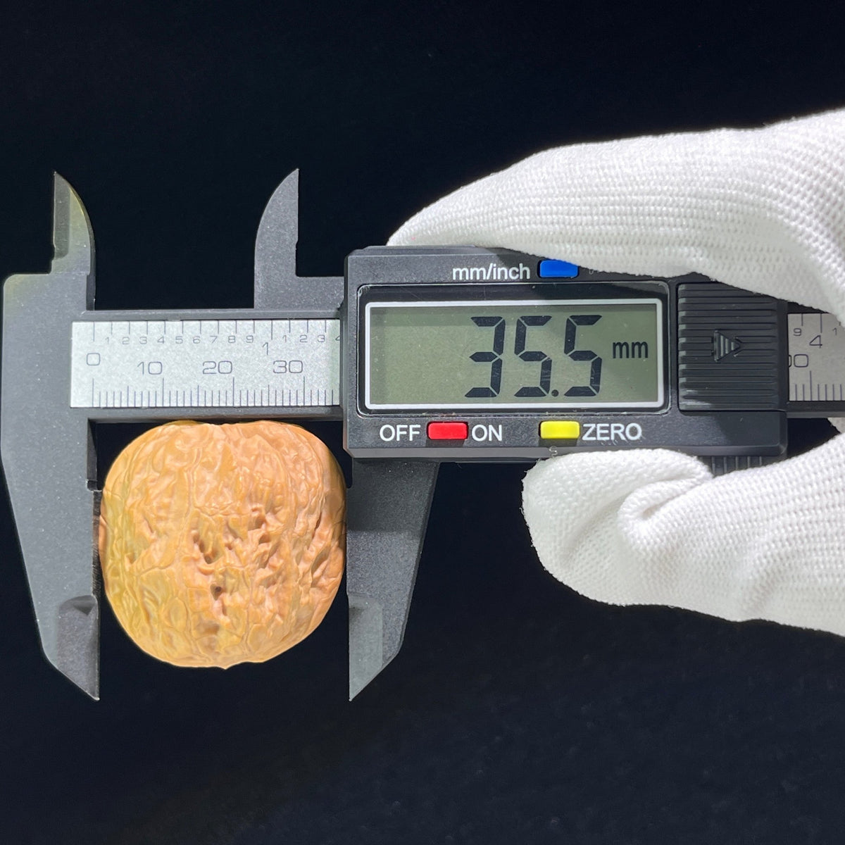 The "Red Square Seal" (Hong Fang Yin) Perfectly Balanced Pair | 36.0mm x 36.0mm | HFY-601 - ThePatinaProject