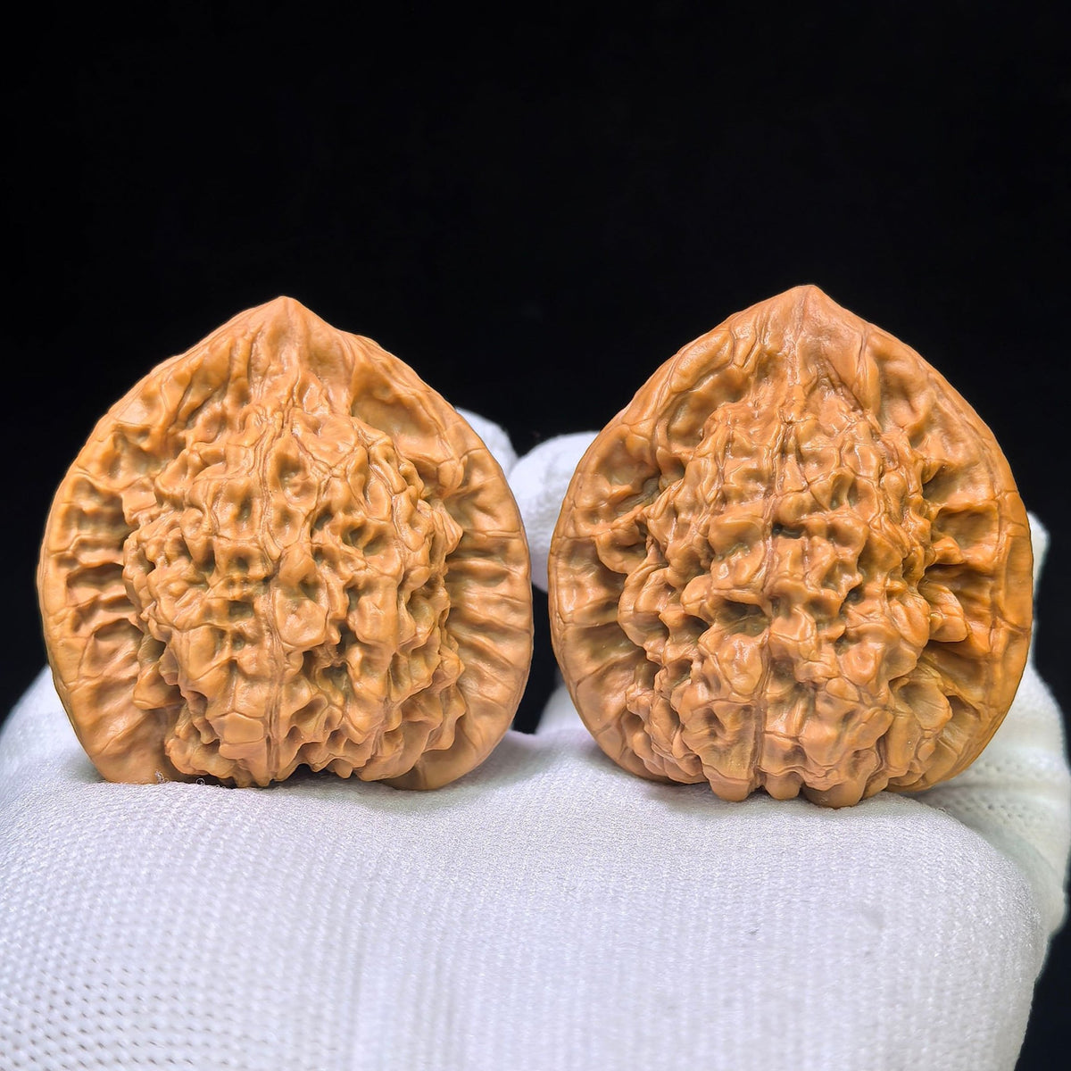 The Royal "Official's Hat Seated Buddha" Guanmao Zuofo Pocket Masterpiece | 42.0mm x 38.0mm | GMZF-401E - ThePatinaProject
