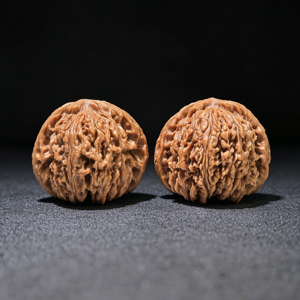 Precisely matched Boutique Wenwan walnut pair