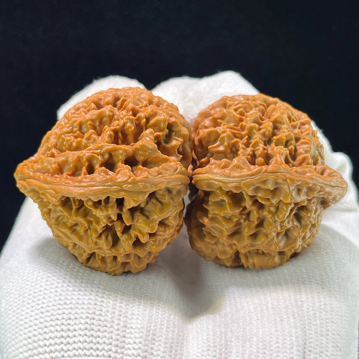 The "Starry Sky" (Man Tian Xing) Premium Wide-Belly Lion Head Pair | 43.0mm x 41.0mm | MTX-1001 - ThePatinaProject