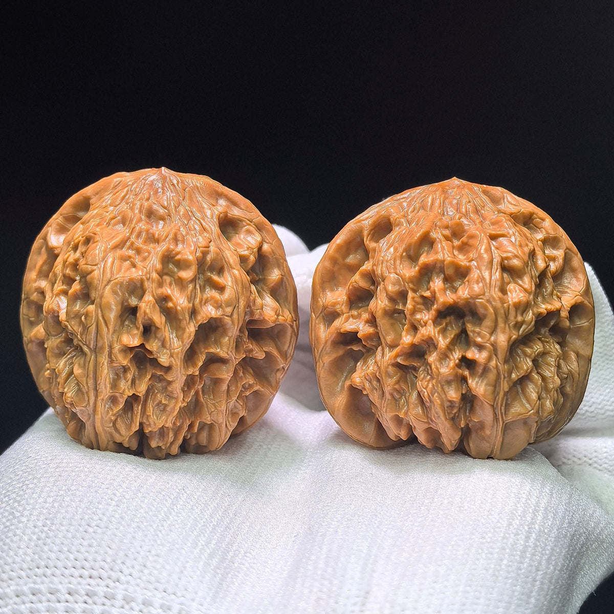 The Symmetrical "Wild Bull" Yeniu Lion Head Masterpiece | 41.0mm x 41.0mm | YN-1401 - ThePatinaProject