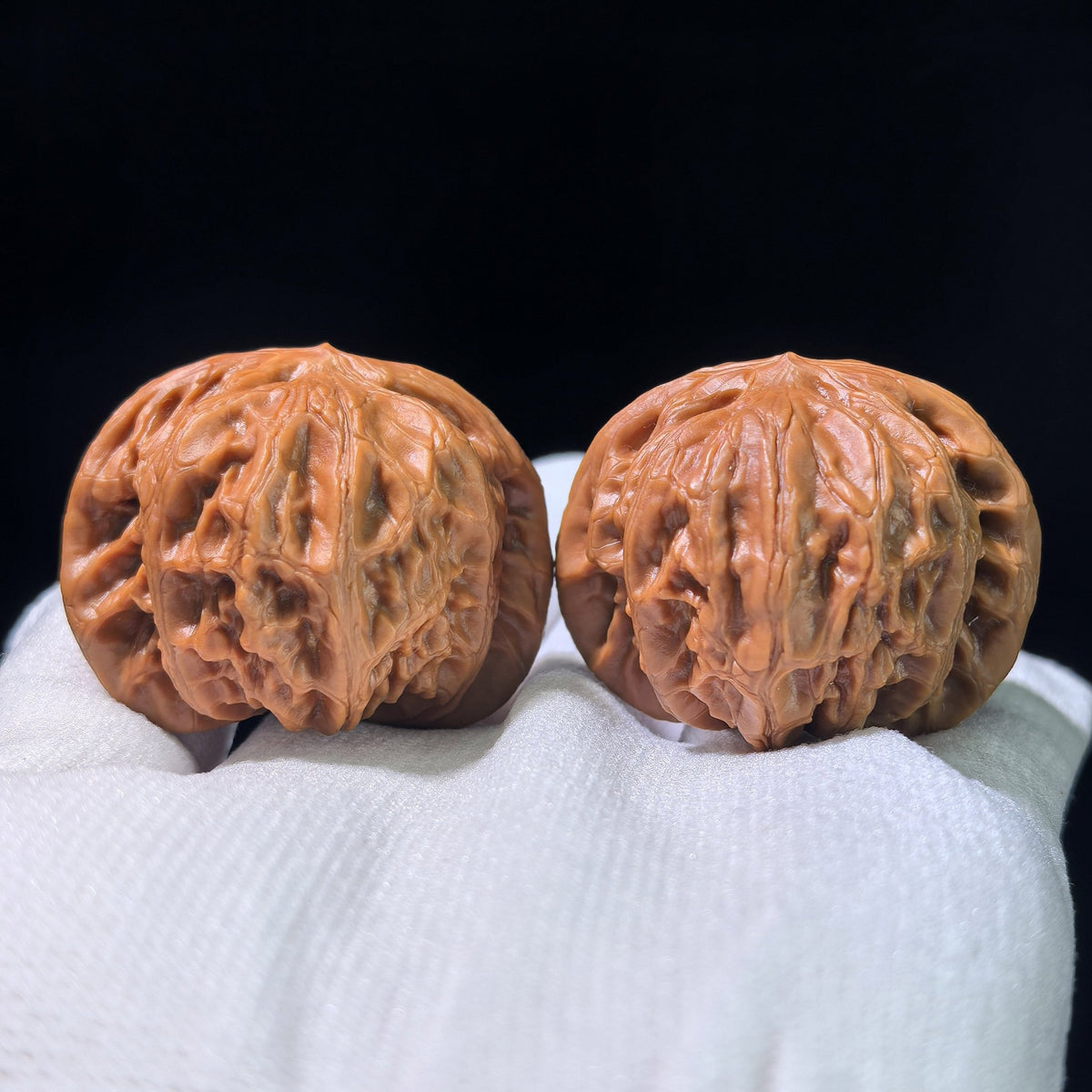 The "Taihang Dragon Pearl" (Tai Hang Long Zhu) Boutique Giant Pair | 41.0mm x 39.0mm | TXLZ-1201C - ThePatinaProject