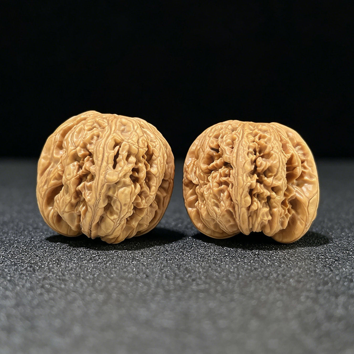 The "Thick Vein" (Cu Jin) Balanced Giant Pair | 40.0mm x 39.0mm | CJ-811 - ThePatinaProject