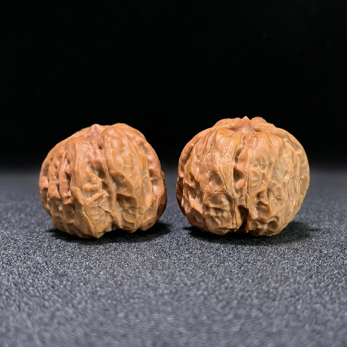 The "Toad Head" (Ha Ma Tou) Pair | 36.0mm x 39.0mm | HMT-404 - ThePatinaProject