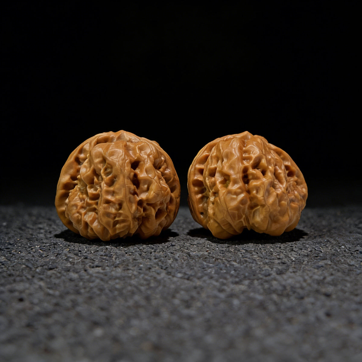 The "Toad Head" (Ha Ma Tou) Pair | 36.0mm x 39.0mm | HMT-405 - ThePatinaProject