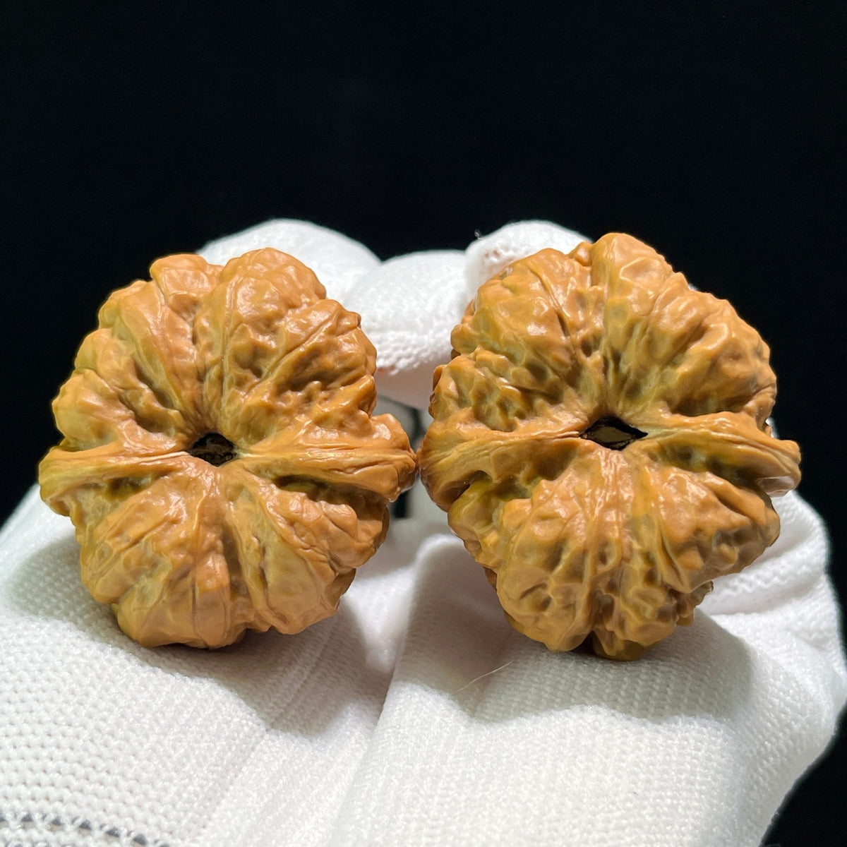 The "Toad Head" (Ha Ma Tou) Pair | 36.0mm x 40.0mm | W-602 - ThePatinaProject
